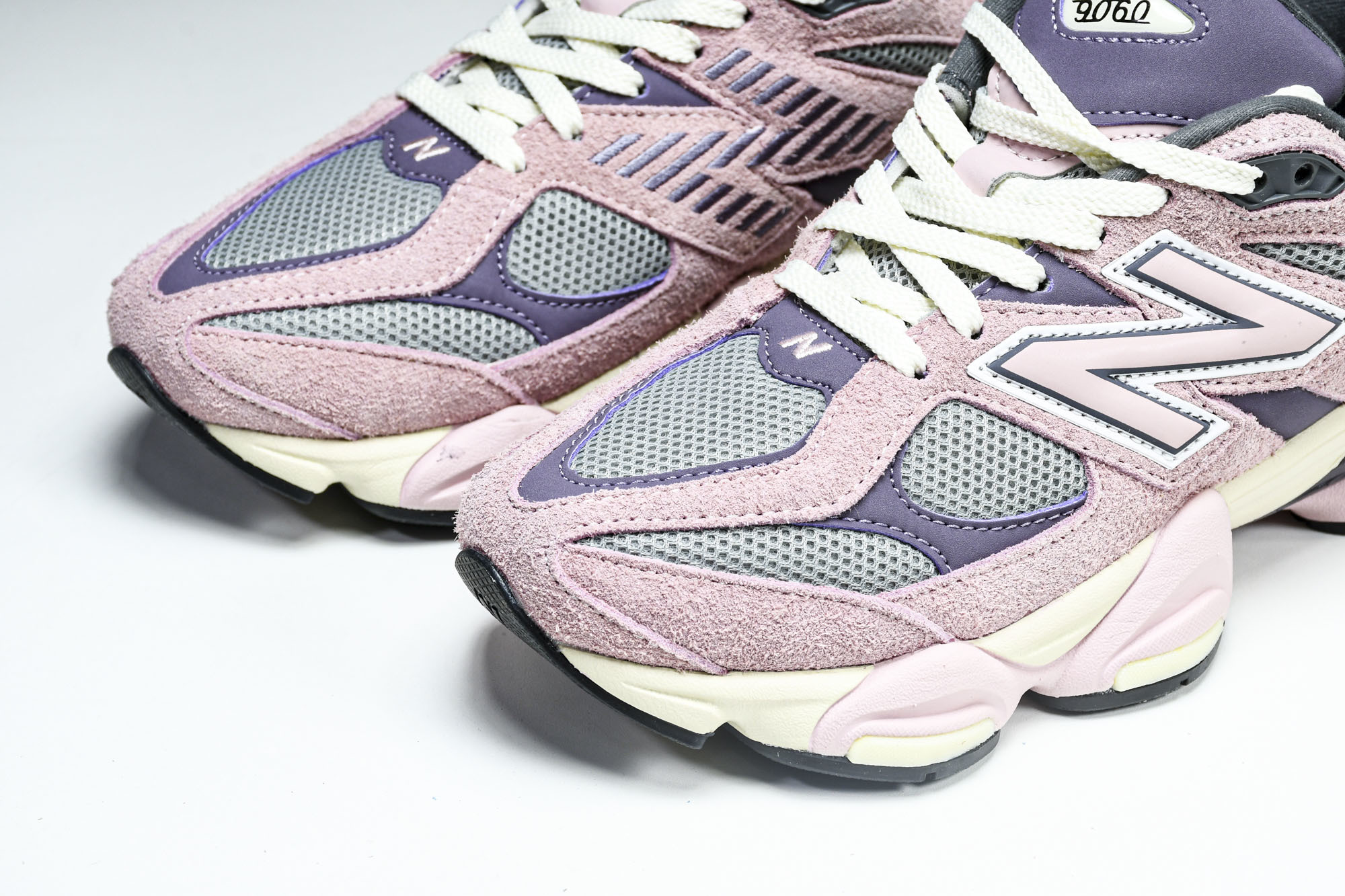 Joe Freshgoods x New Balance NB9060 联名款 复古休闲运动慢跑鞋 U9