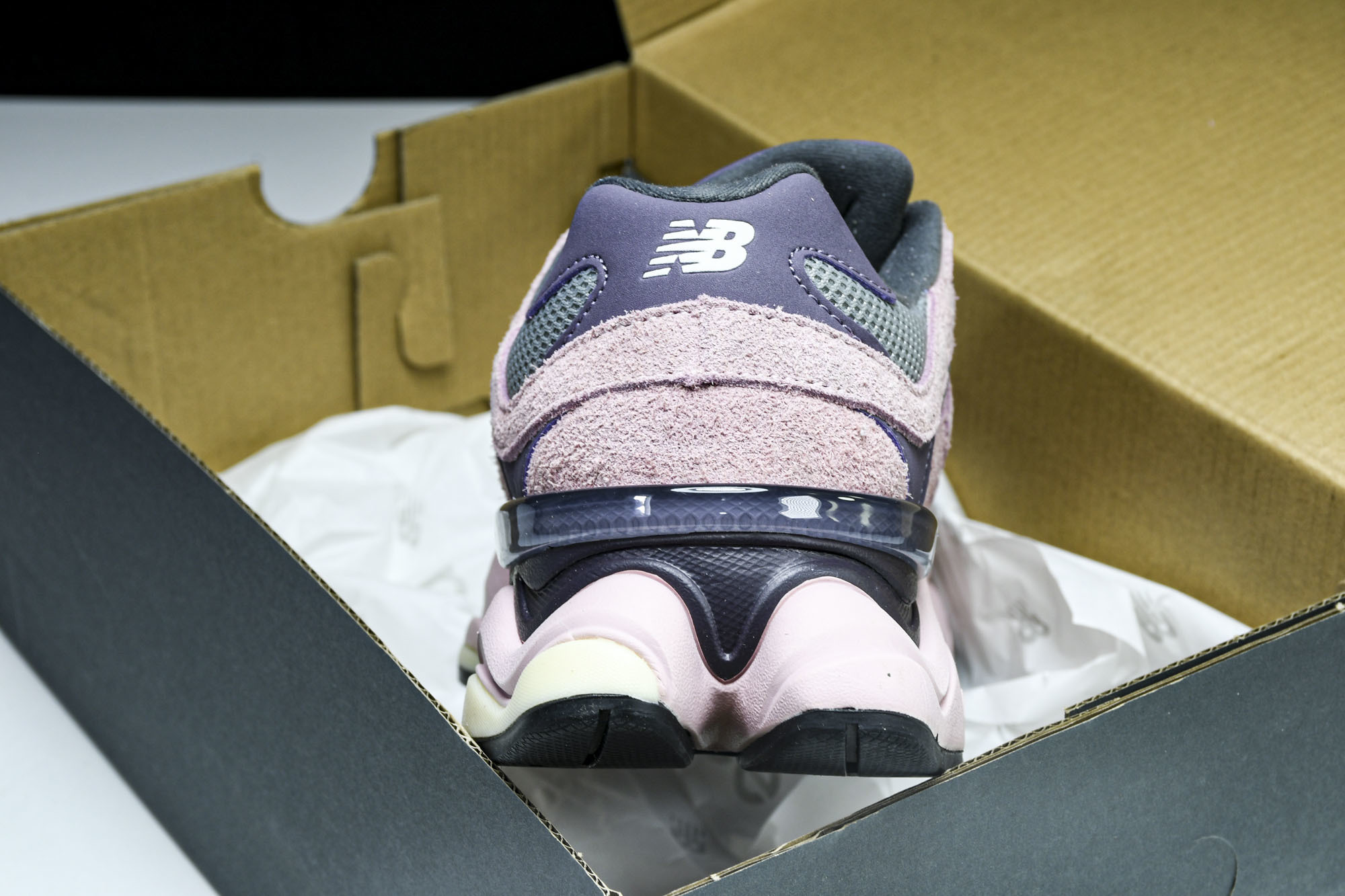 Joe Freshgoods x New Balance NB9060 联名款 复古休闲运动慢跑鞋 U9