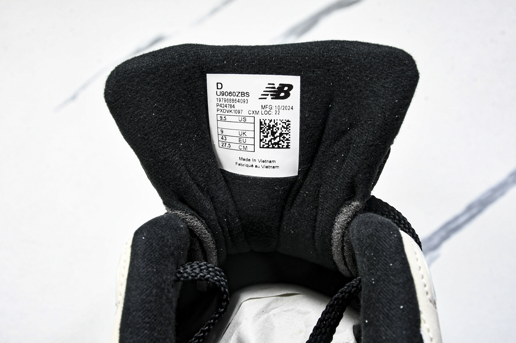 Joe Freshgoods x New Balance NB9060 联名款 复古休闲运动慢跑鞋 U9
