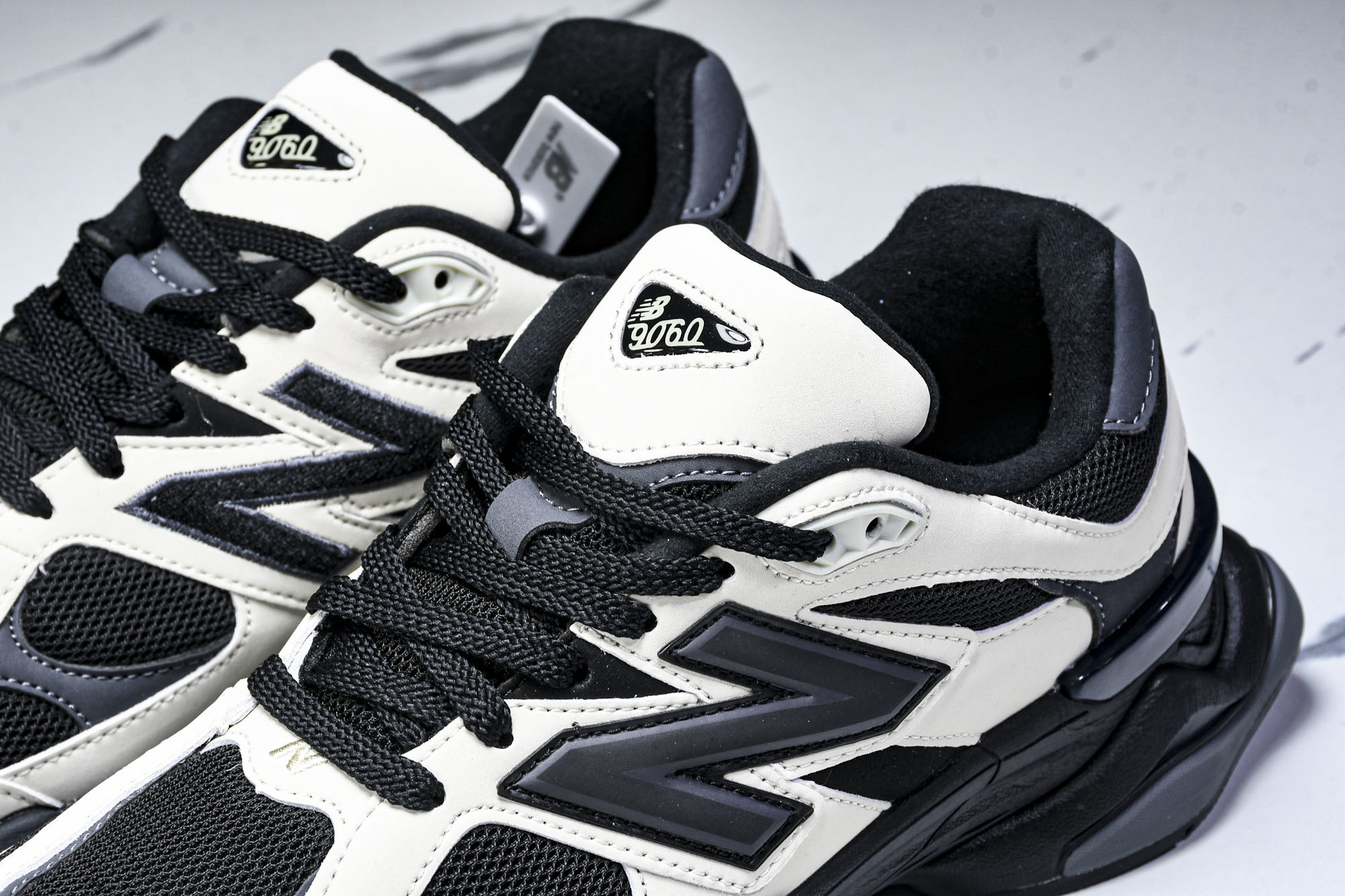 Joe Freshgoods x New Balance NB9060 联名款 复古休闲运动慢跑鞋 U9