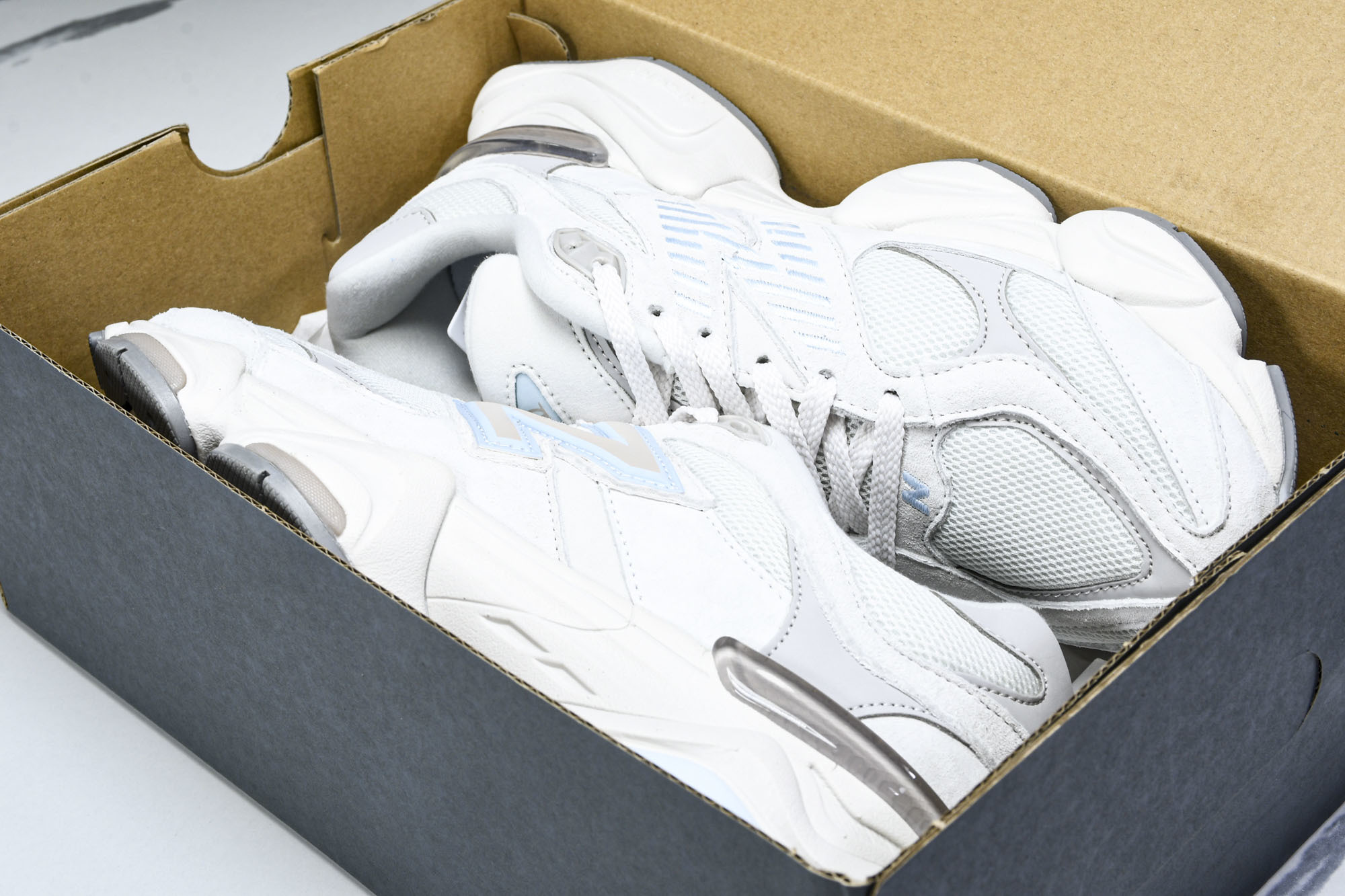 Joe Freshgoods x New Balance NB9060 联名款 复古休闲运动慢跑鞋 U9