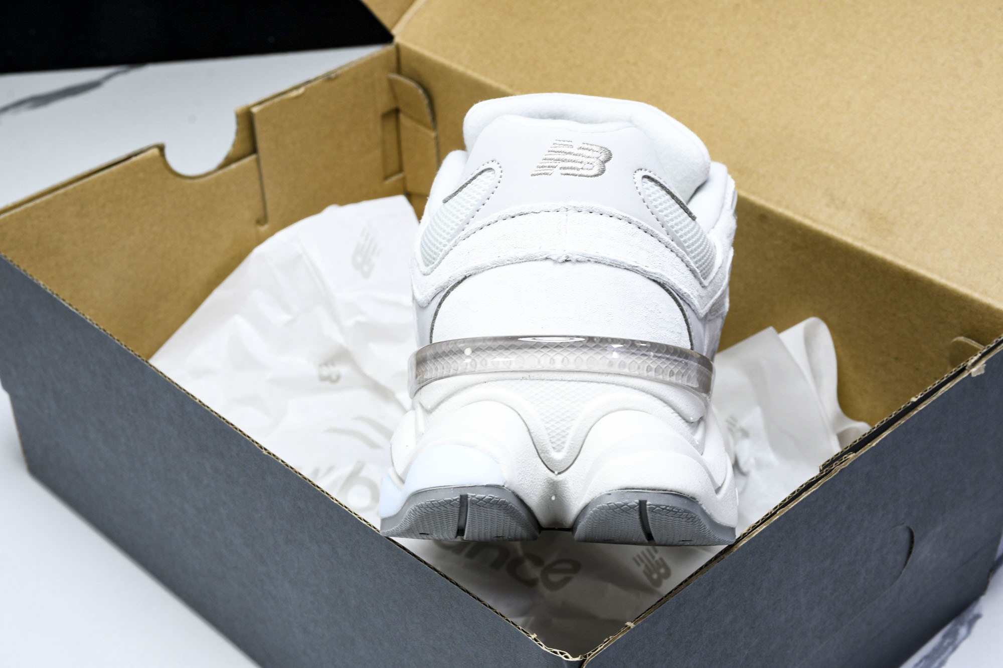 Joe Freshgoods x New Balance NB9060 联名款 复古休闲运动慢跑鞋 U9