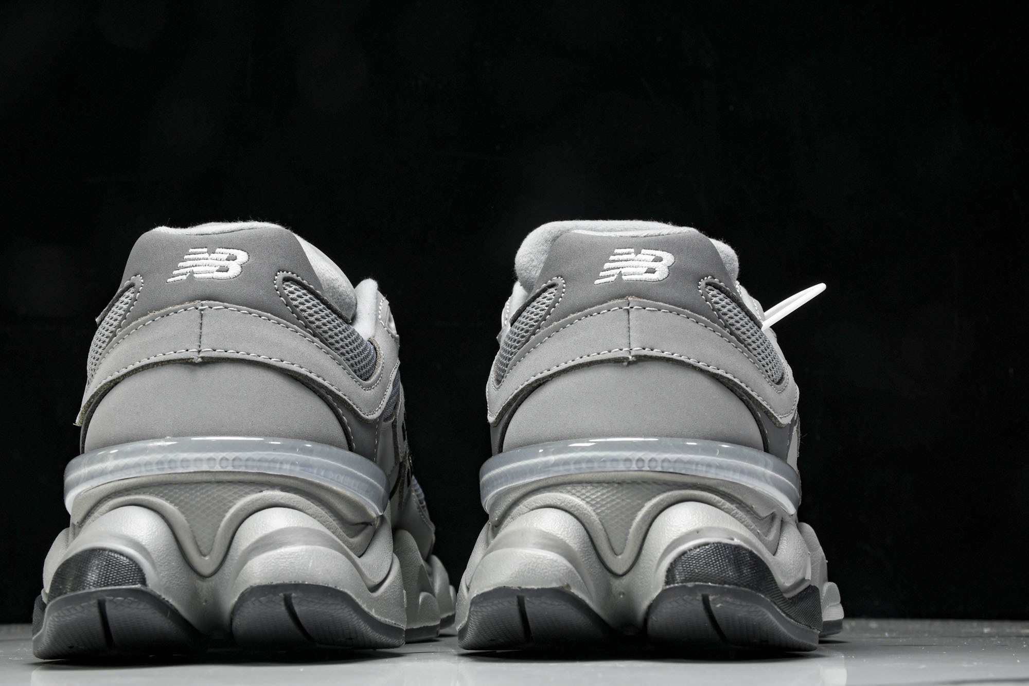 Joe Freshgoods x New Balance NB9060 联名款 复古休闲运动慢跑鞋 U9