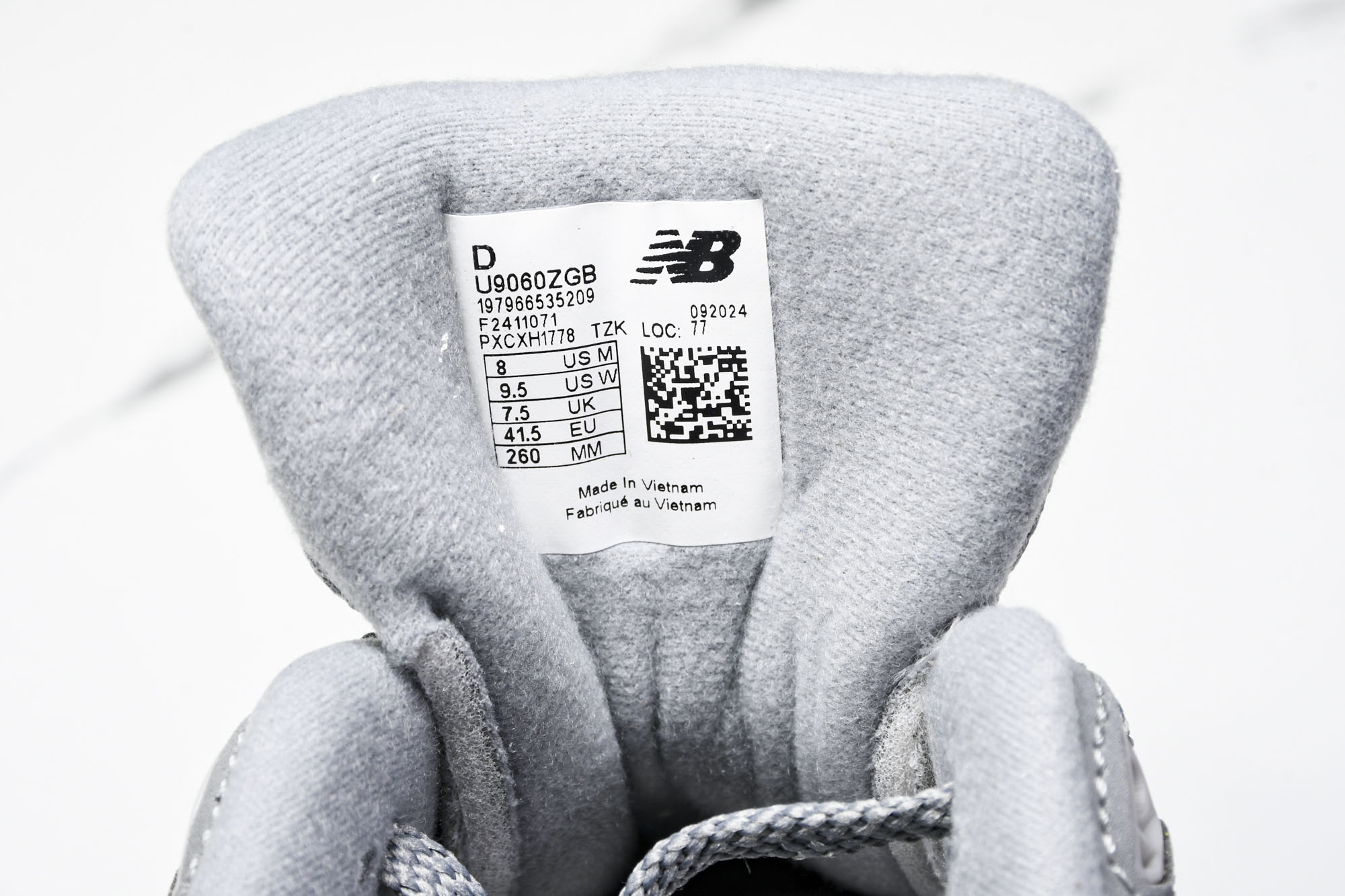 Joe Freshgoods x New Balance NB9060 联名款 复古休闲运动慢跑鞋 U9