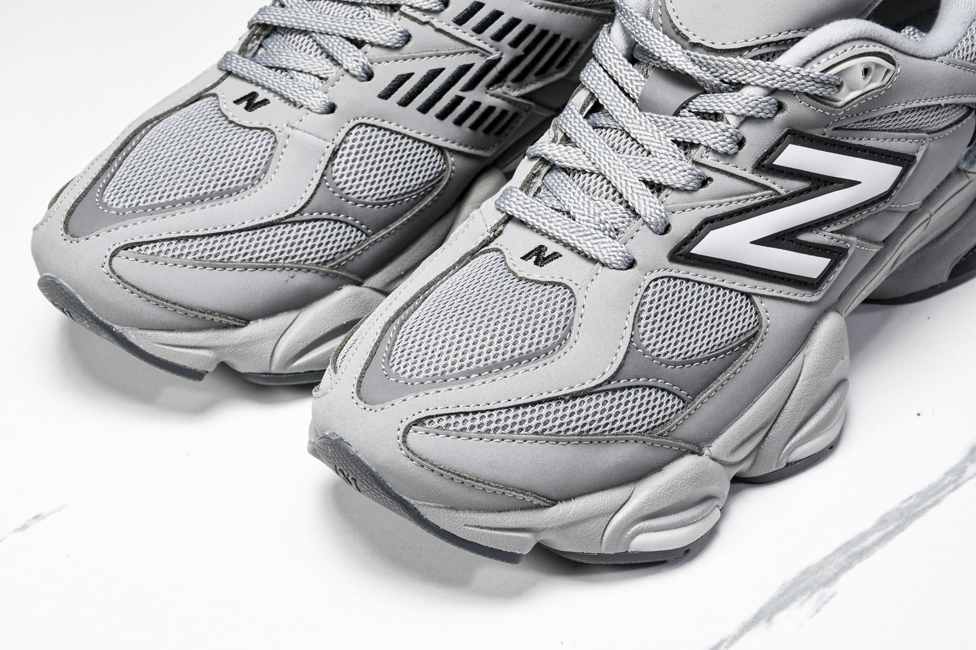 Joe Freshgoods x New Balance NB9060 联名款 复古休闲运动慢跑鞋 U9