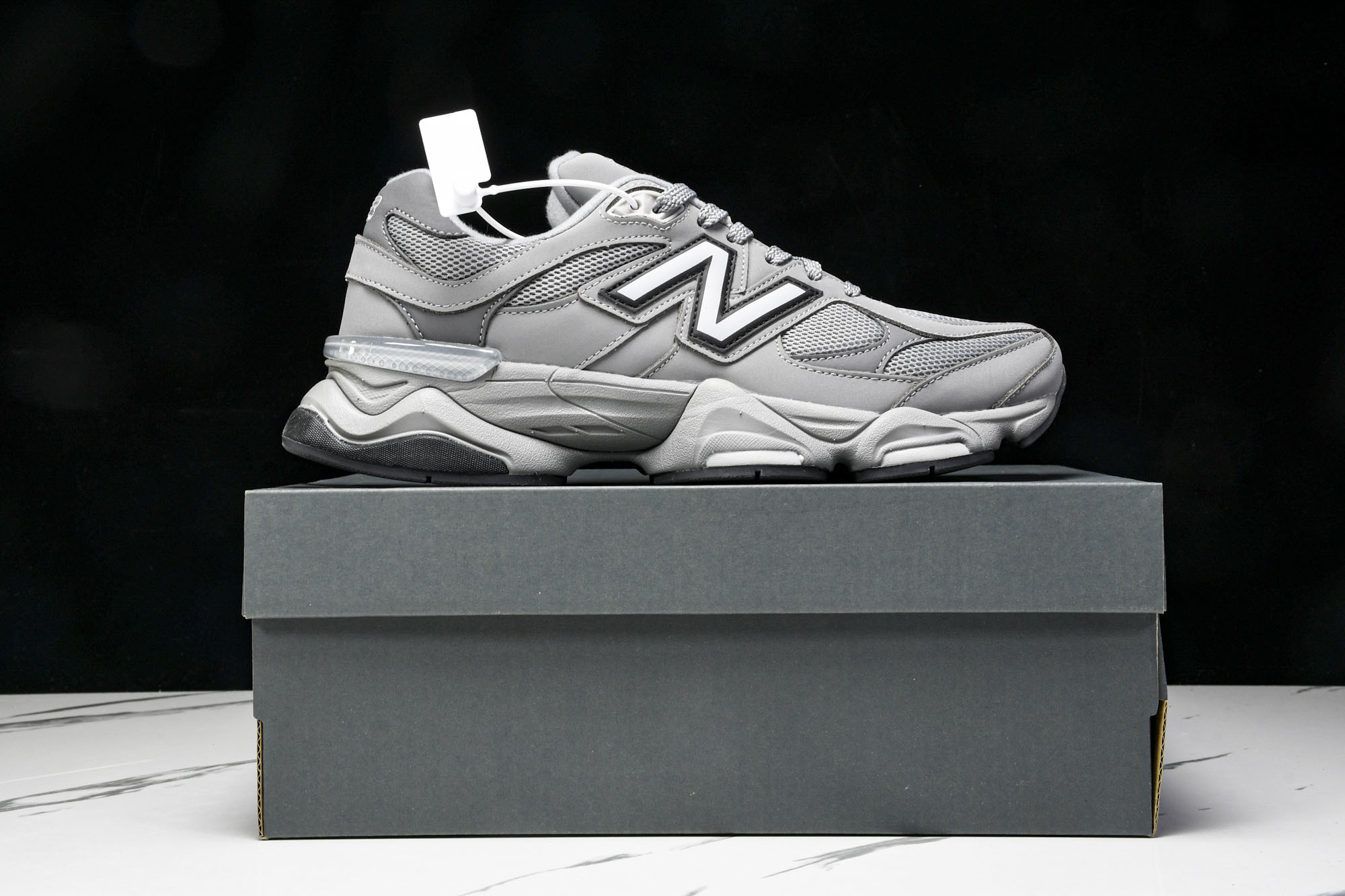 Joe Freshgoods x New Balance NB9060 联名款 复古休闲运动慢跑鞋 U9