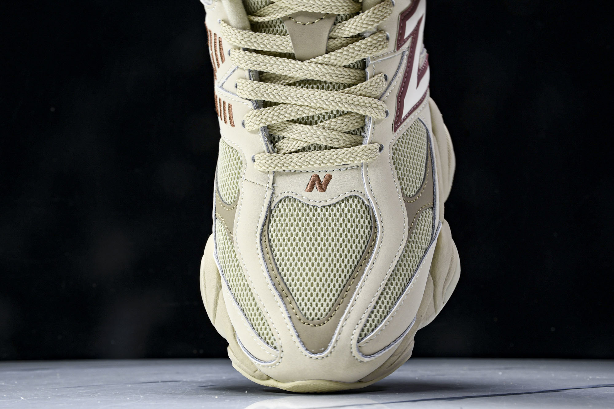 Joe Freshgoods x New Balance NB9060 联名款 复古休闲运动慢跑鞋 U9