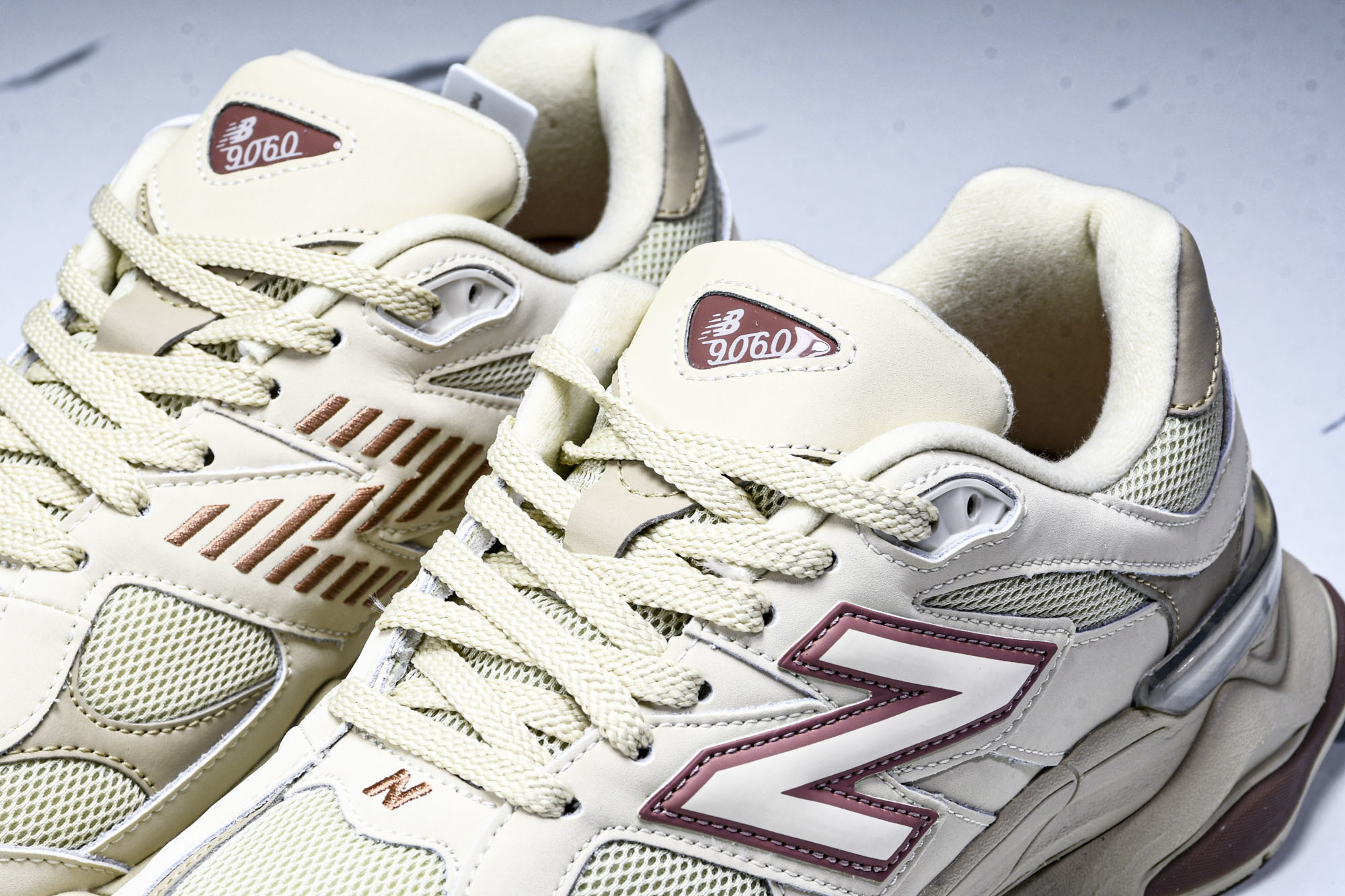 Joe Freshgoods x New Balance NB9060 联名款 复古休闲运动慢跑鞋 U9