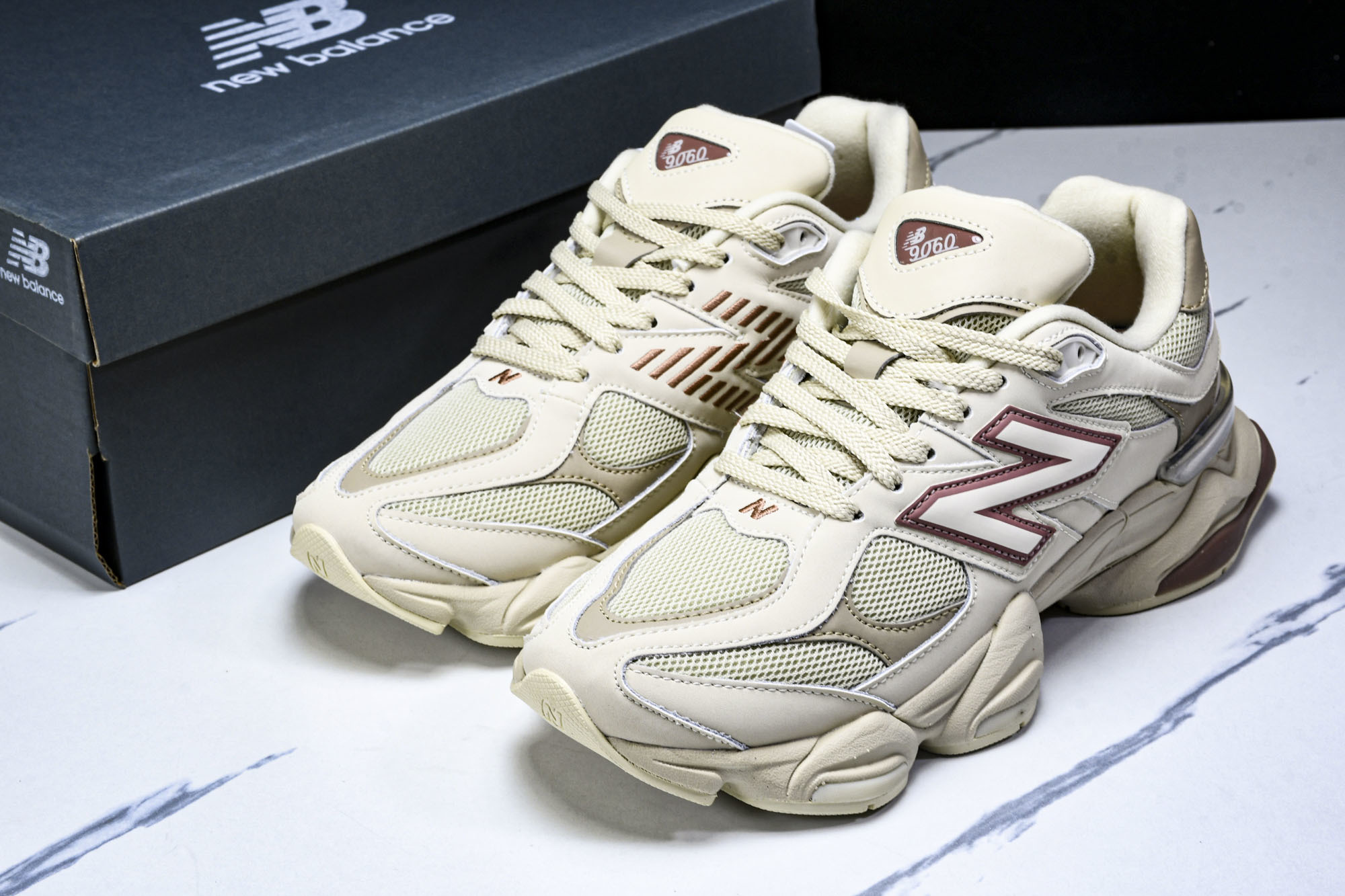 Joe Freshgoods x New Balance NB9060 联名款 复古休闲运动慢跑鞋 U9