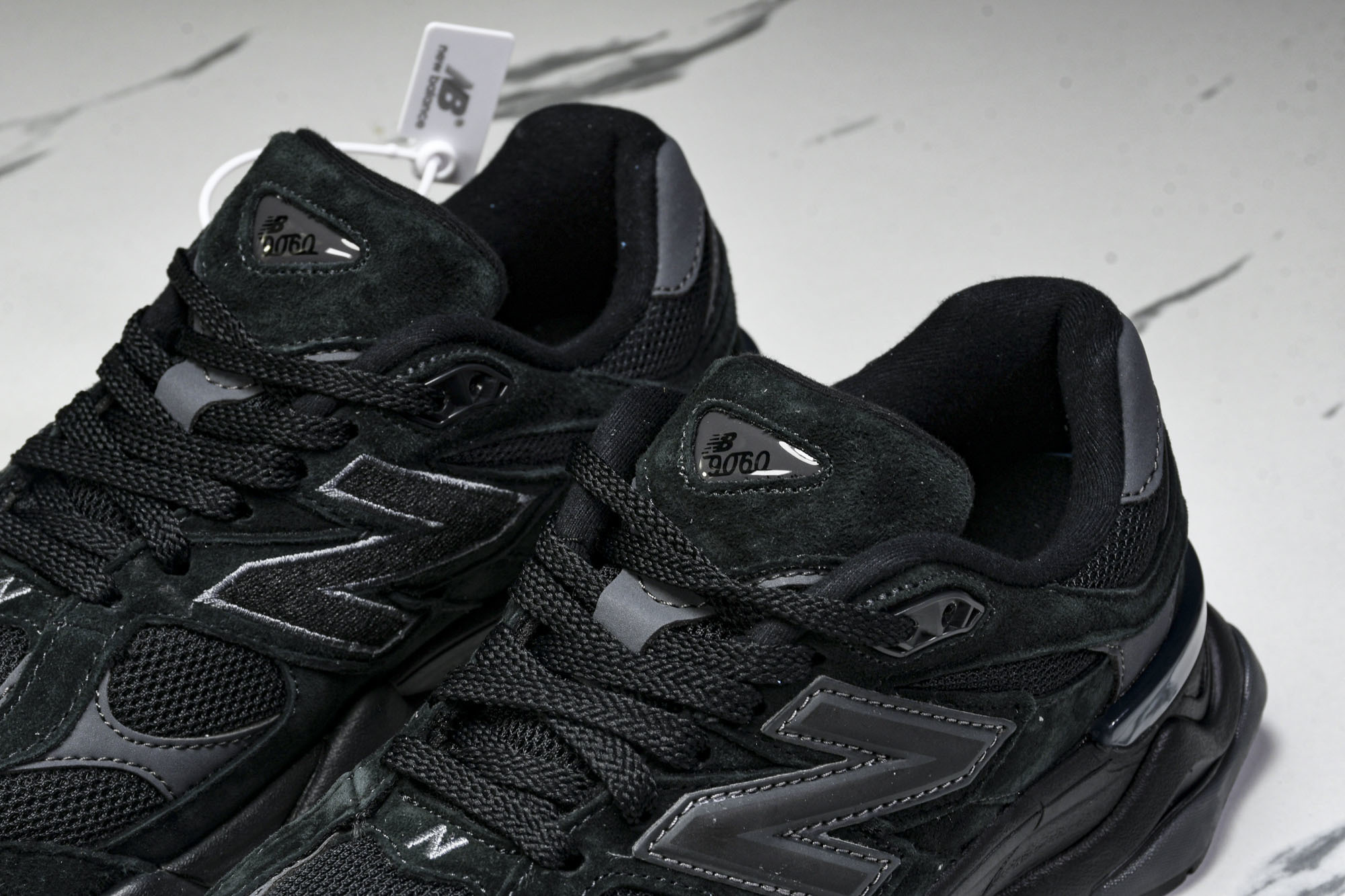 Joe Freshgoods x New Balance NB9060 联名款 复古休闲运动慢跑鞋 U9