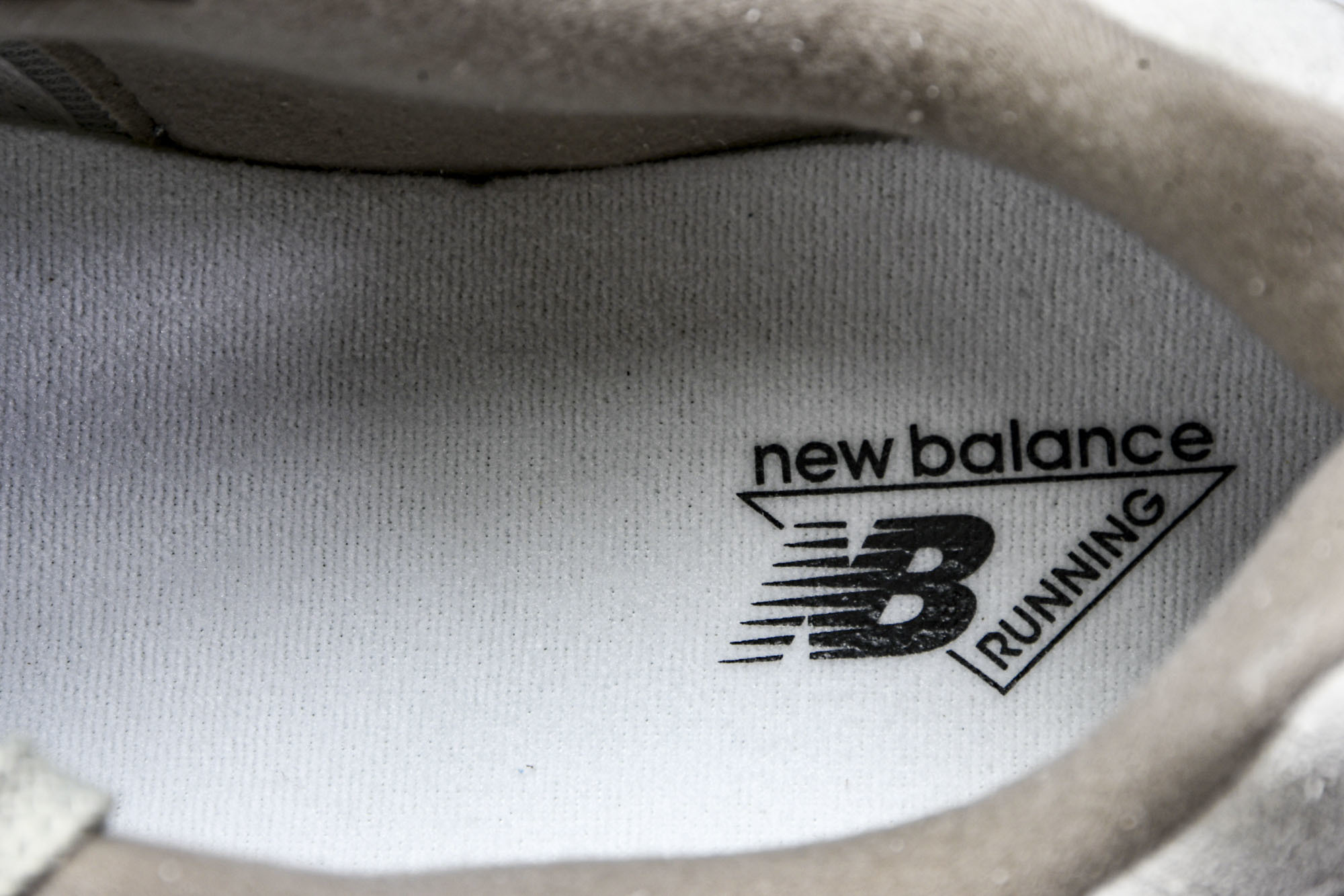 New Balance NB9060 联名款 复古休闲运动慢跑鞋 U9O6OERC #YZ010#鞋款灵