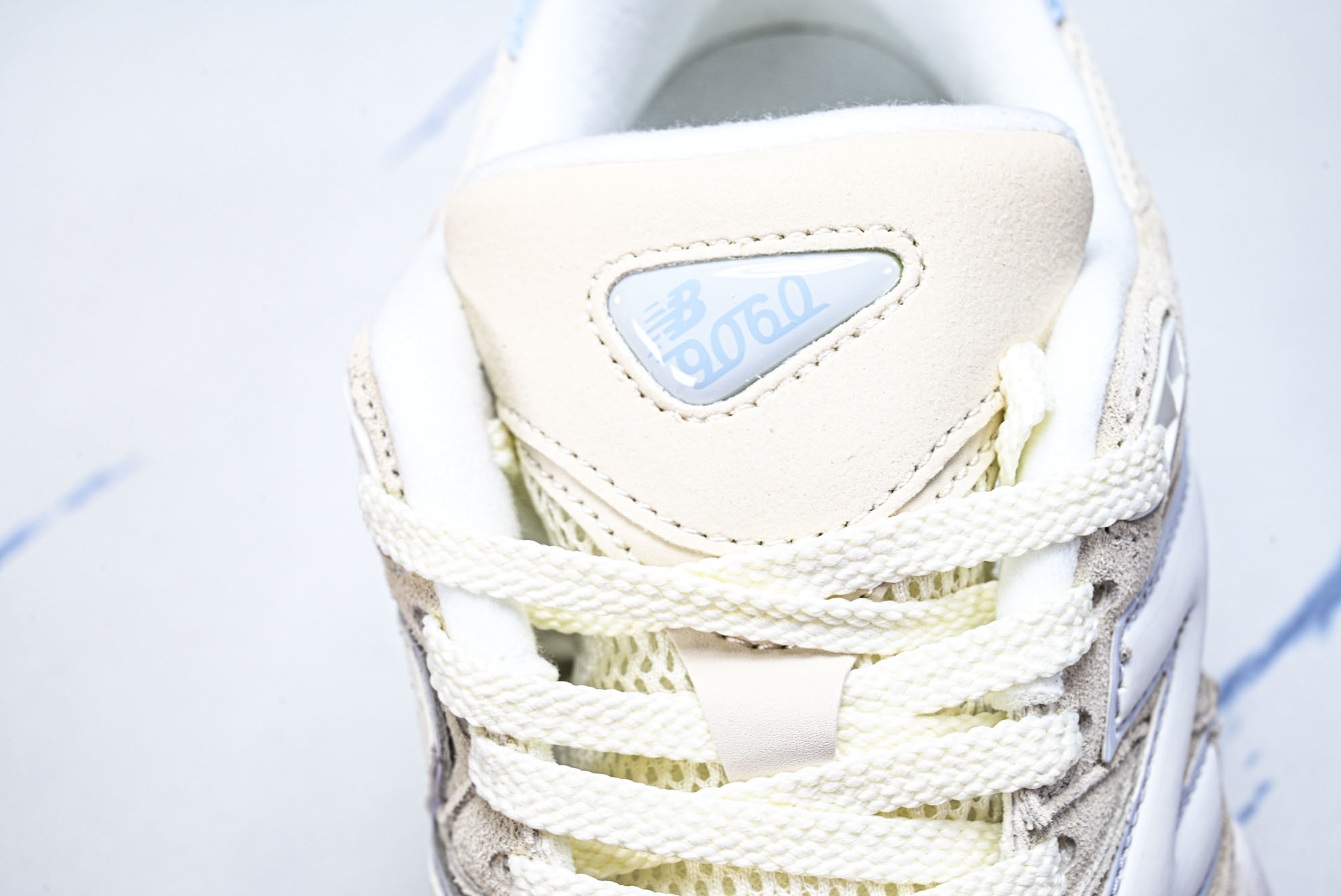 New Balance NB9060 联名款 复古休闲运动慢跑鞋 U9060AUA #YZ010#鞋款灵