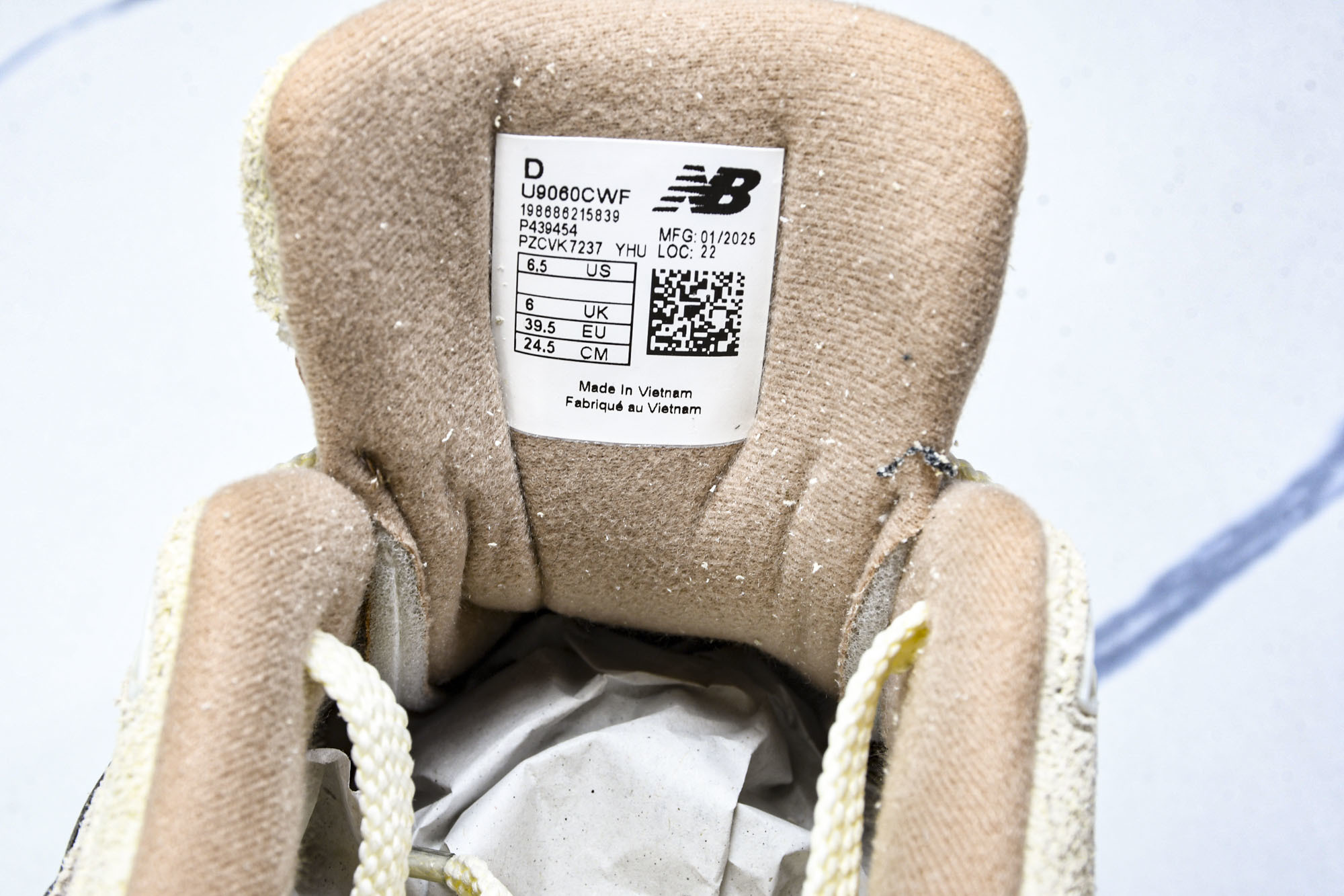 New Balance NB9060 联名款 复古休闲运动慢跑鞋 U9060CWF #YZ010#鞋款灵
