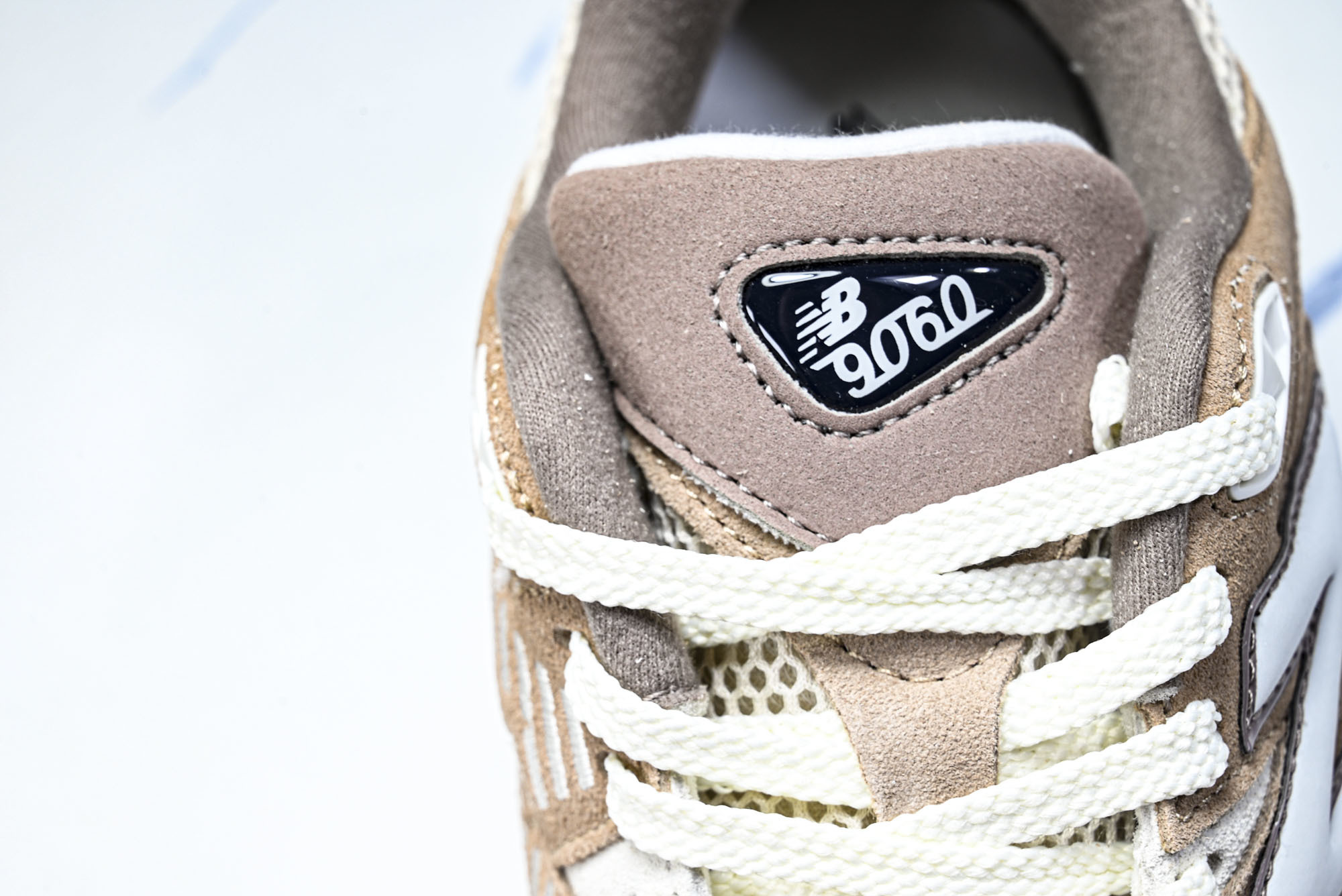 New Balance NB9060 联名款 复古休闲运动慢跑鞋 U9060ETN #YZ010#鞋款灵