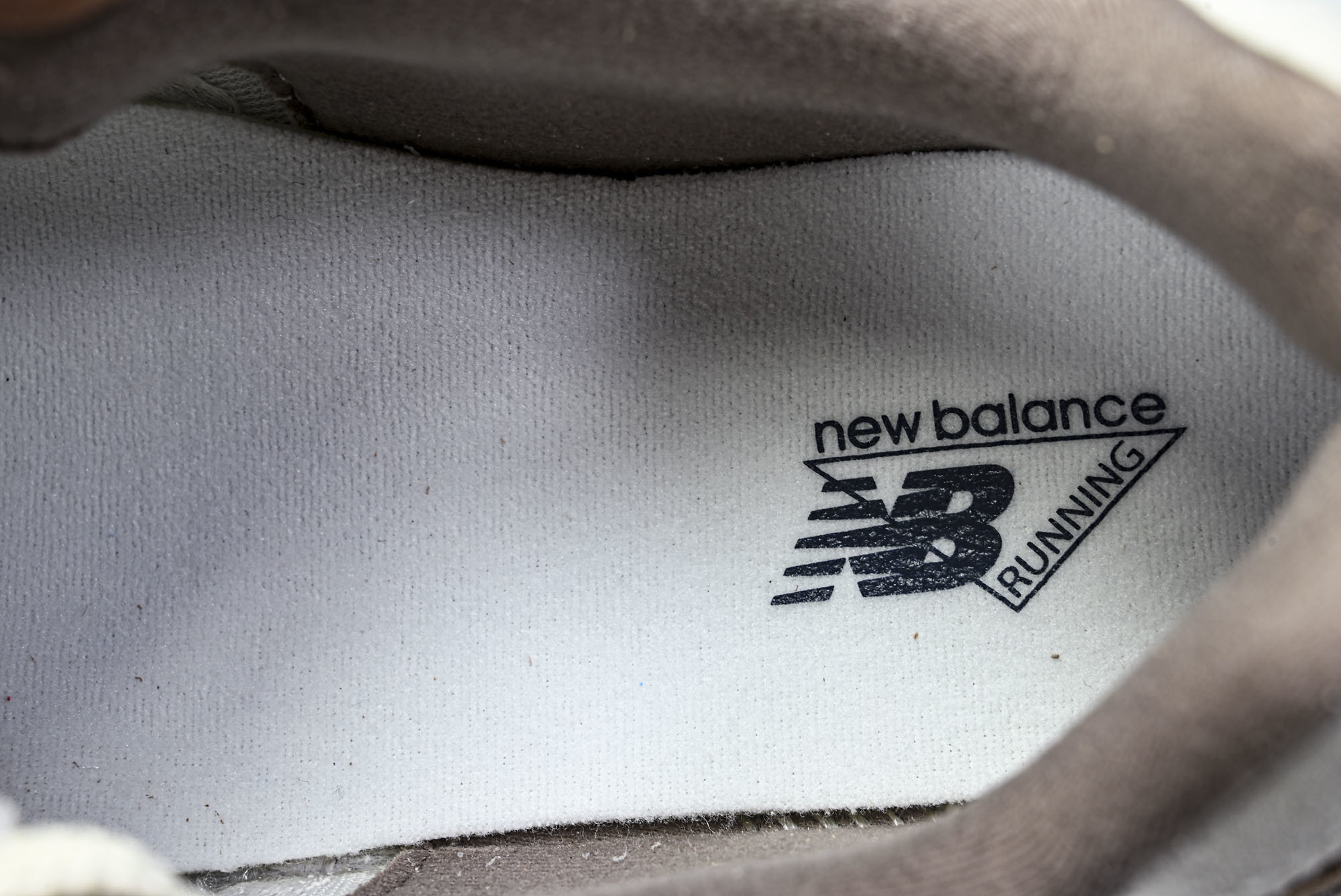 New Balance NB9060 联名款 复古休闲运动慢跑鞋 U9060ETN #YZ010#鞋款灵