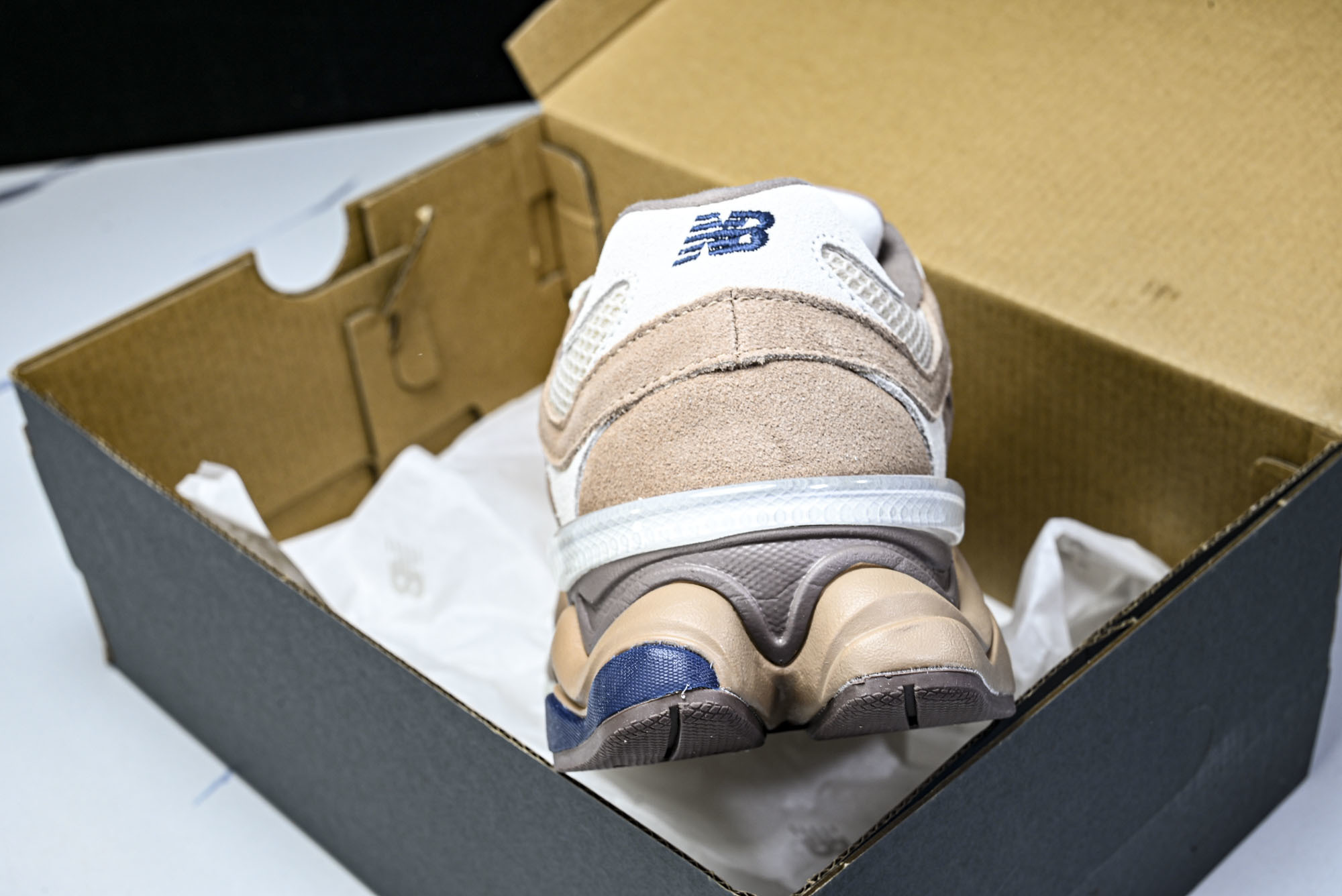 New Balance NB9060 联名款 复古休闲运动慢跑鞋 U9060ETN #YZ010#鞋款灵