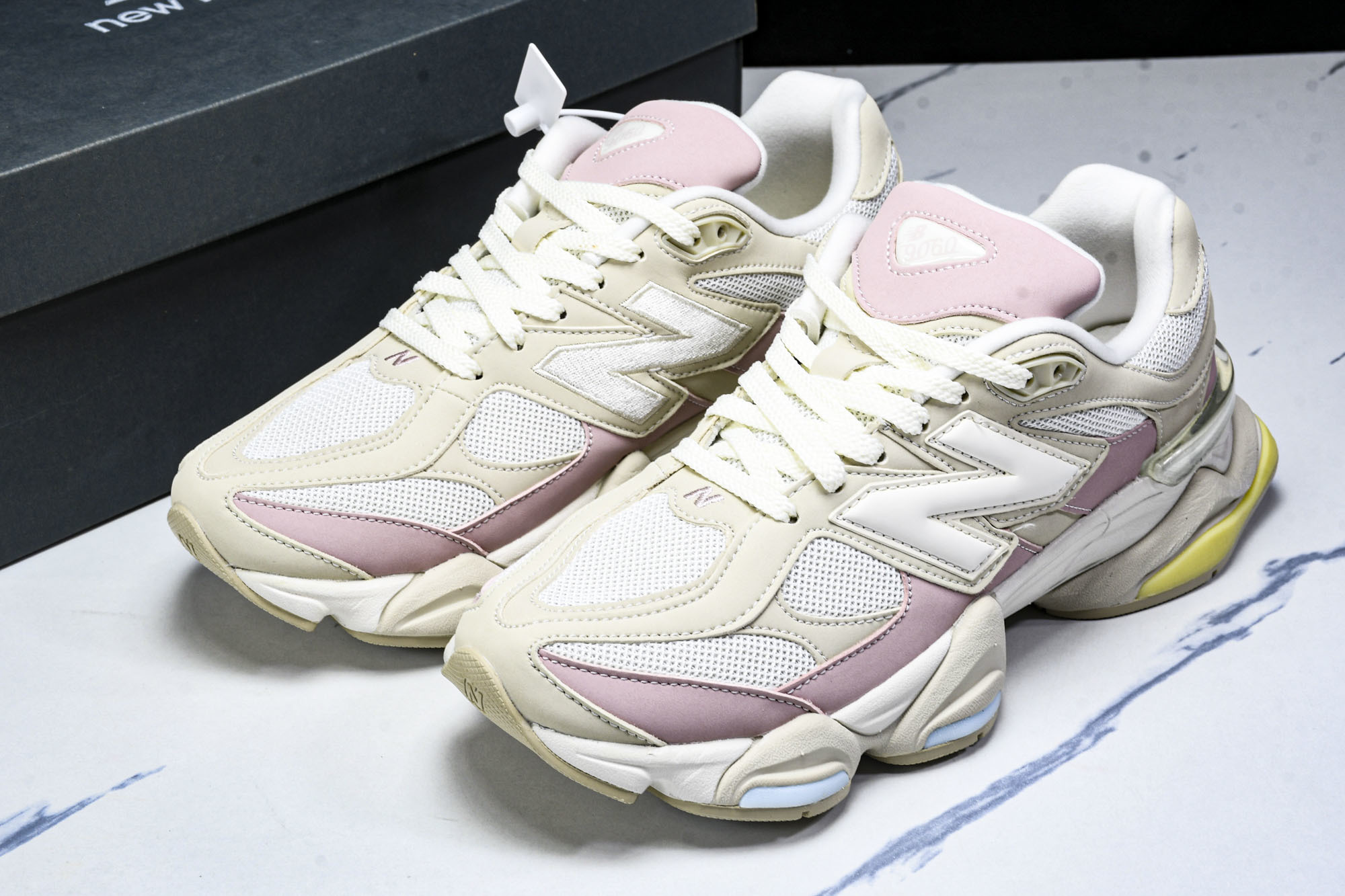 New Balance NB9060 联名款 复古休闲运动慢跑鞋 U9060JDP#鞋款灵感源自设计师本