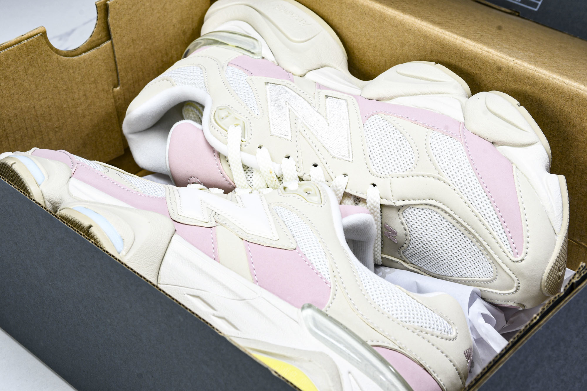 New Balance NB9060 联名款 复古休闲运动慢跑鞋 U9060JDP#鞋款灵感源自设计师本
