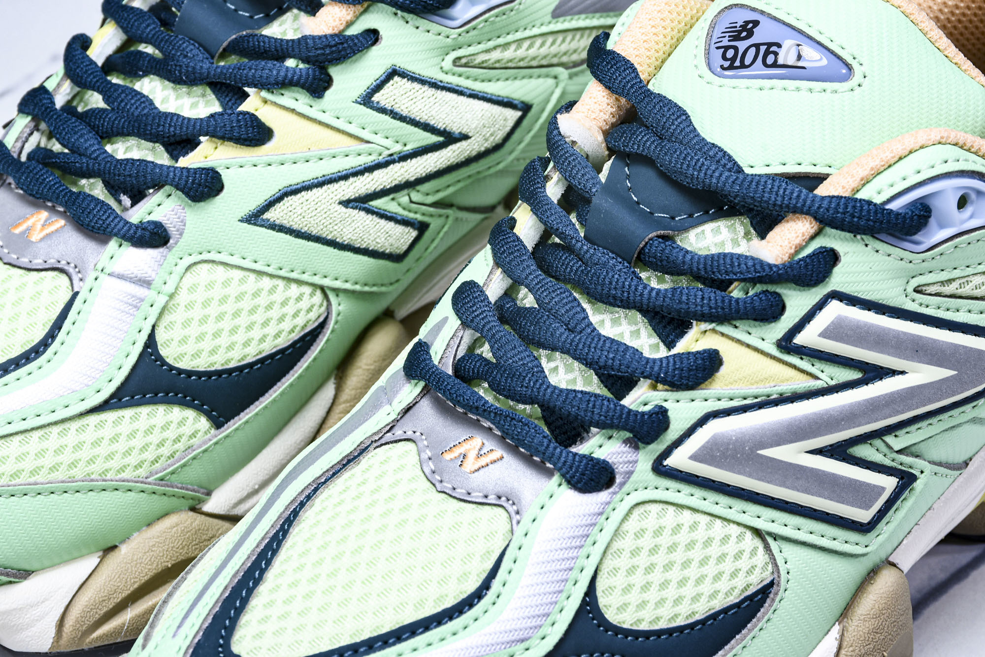 New Balance NB9060 联名款 复古休闲运动慢跑鞋 U9060TMA #YZ010#鞋款灵