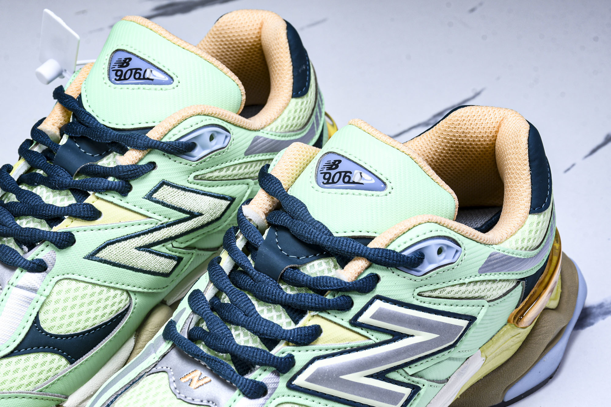 New Balance NB9060 联名款 复古休闲运动慢跑鞋 U9060TMA #YZ010#鞋款灵