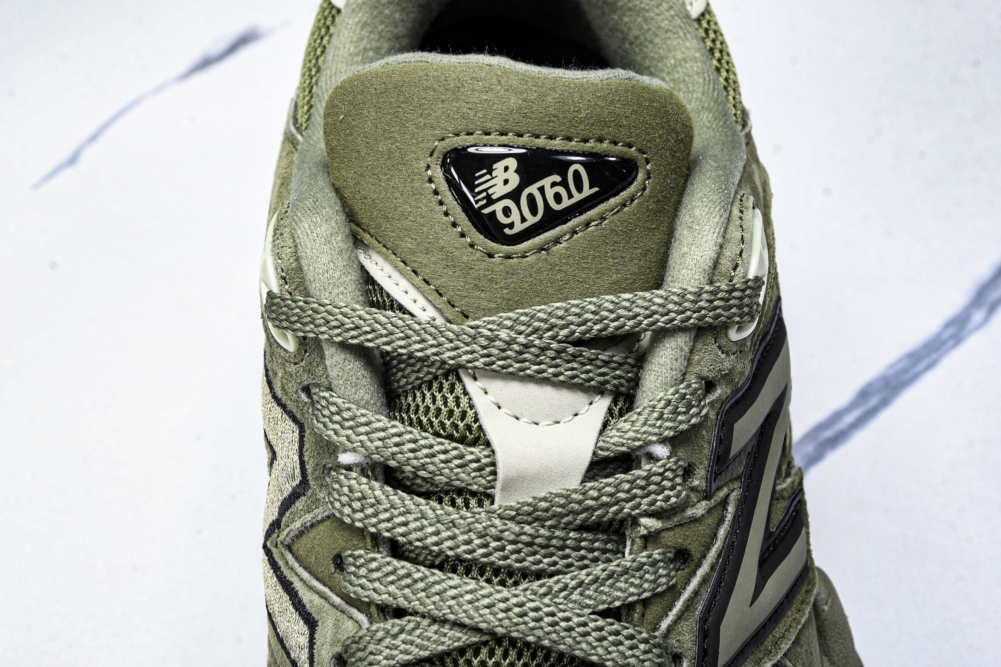 New Balance NB9060 联名款 复古休闲运动慢跑鞋 U9060ZGD #YZ010#鞋款灵