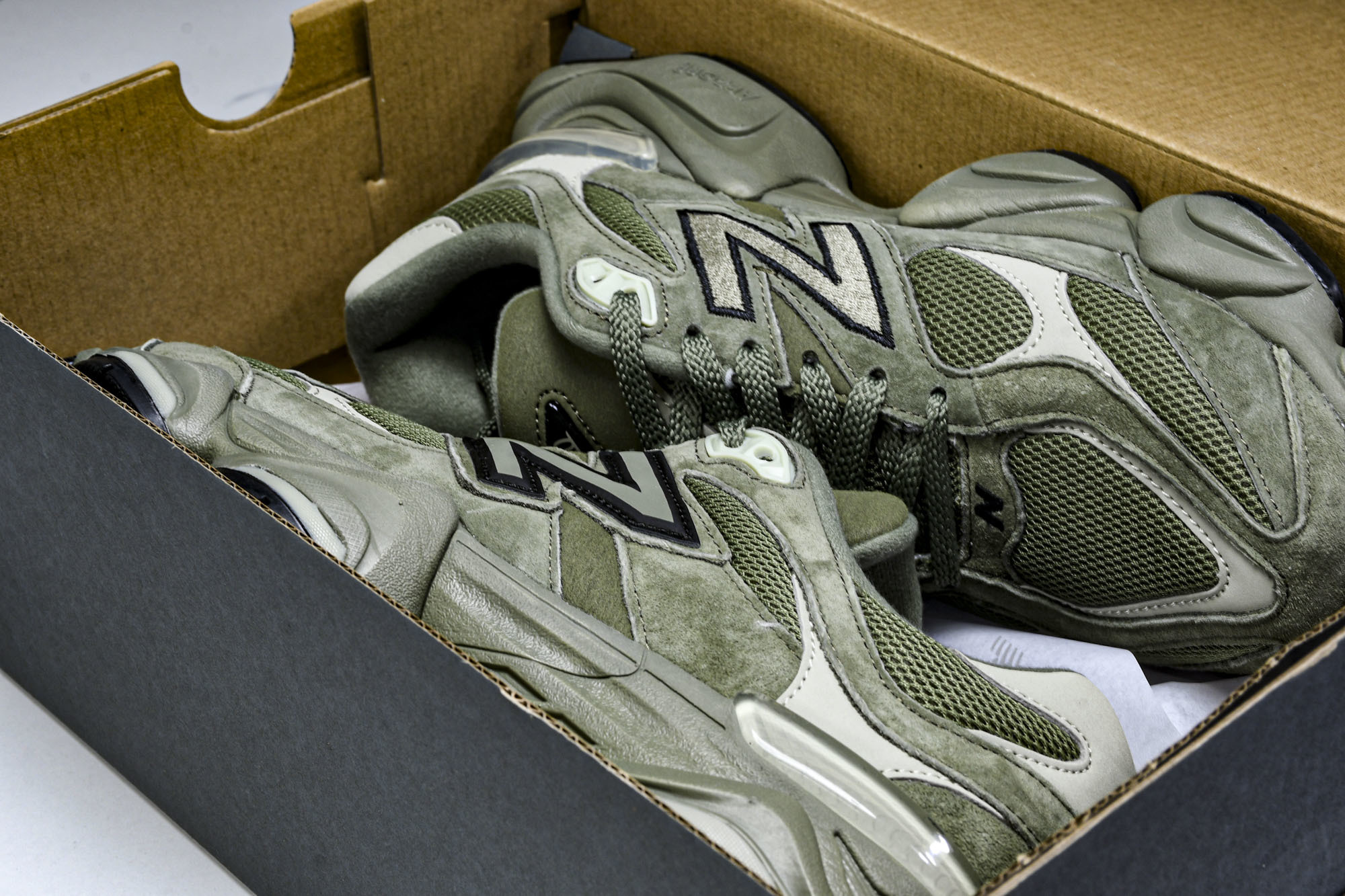 New Balance NB9060 联名款 复古休闲运动慢跑鞋 U9060ZGD #YZ010#鞋款灵