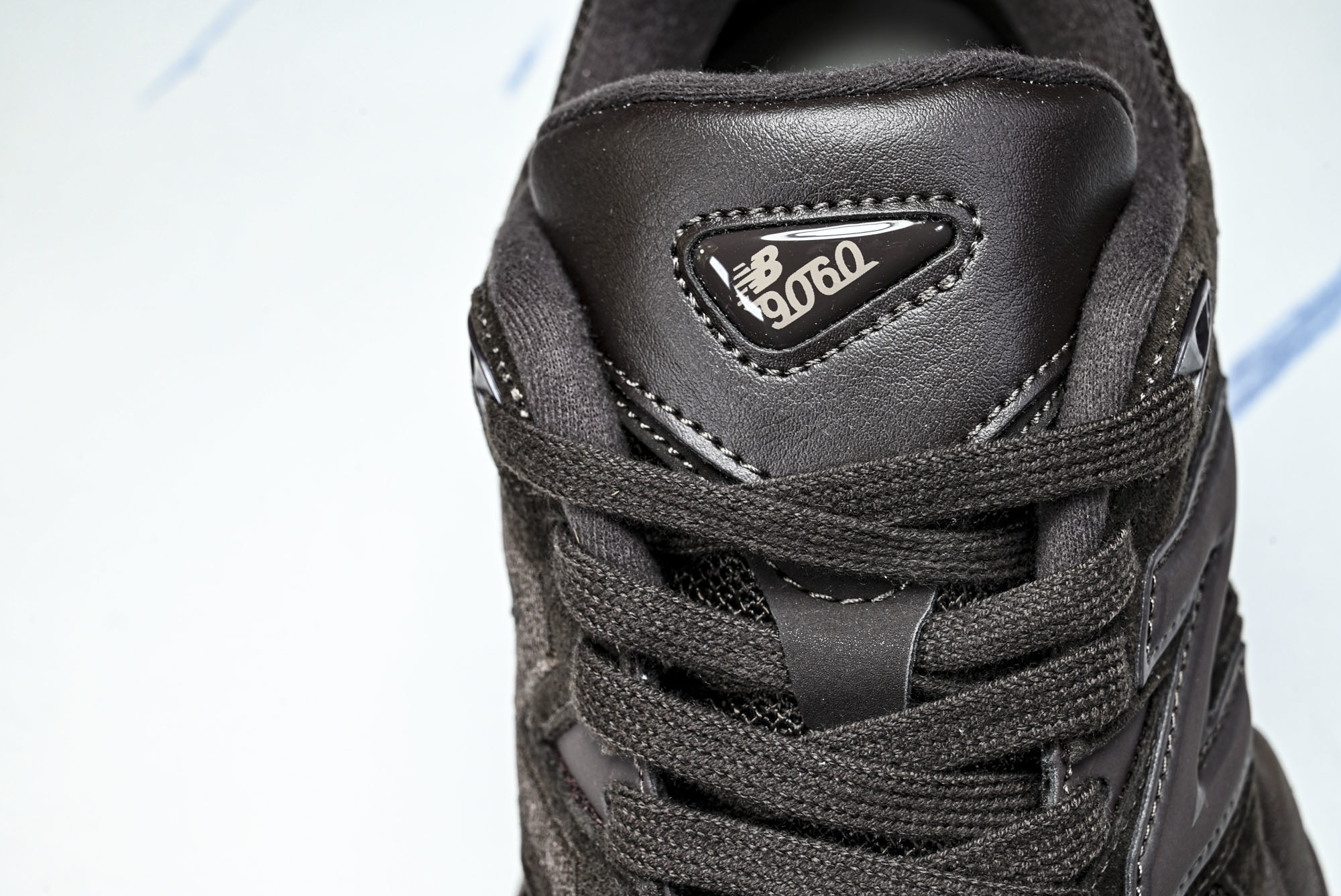 New Balance NB9060 联名款 复古休闲运动慢跑鞋 U9060ZWD #YZ010#鞋款灵