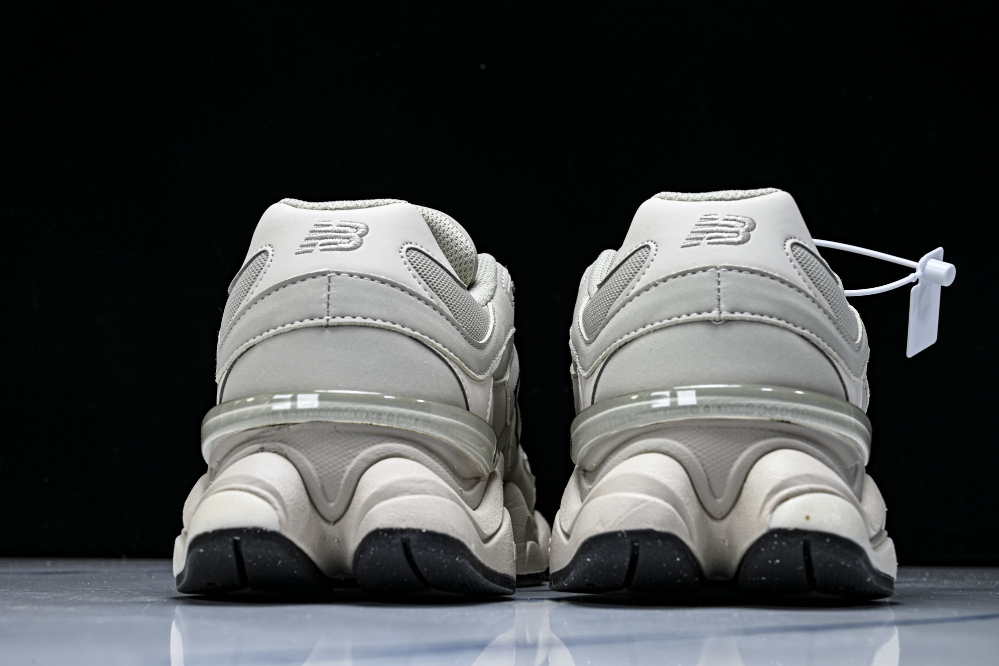 New Balance NB9060 联名款 复古休闲运动慢跑鞋 UT #YZ010#鞋款灵感源自设计师