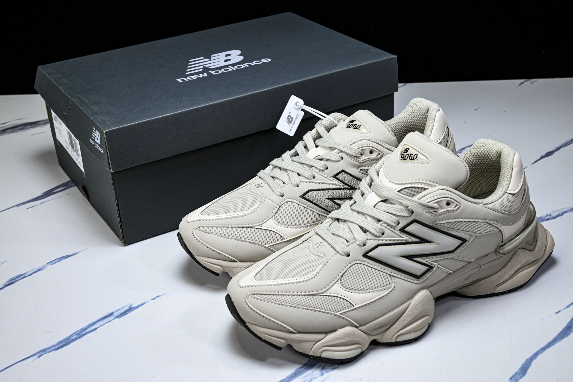 New Balance NB9060 联名款 复古休闲运动慢跑鞋 UT #YZ010#鞋款灵感源自设计师