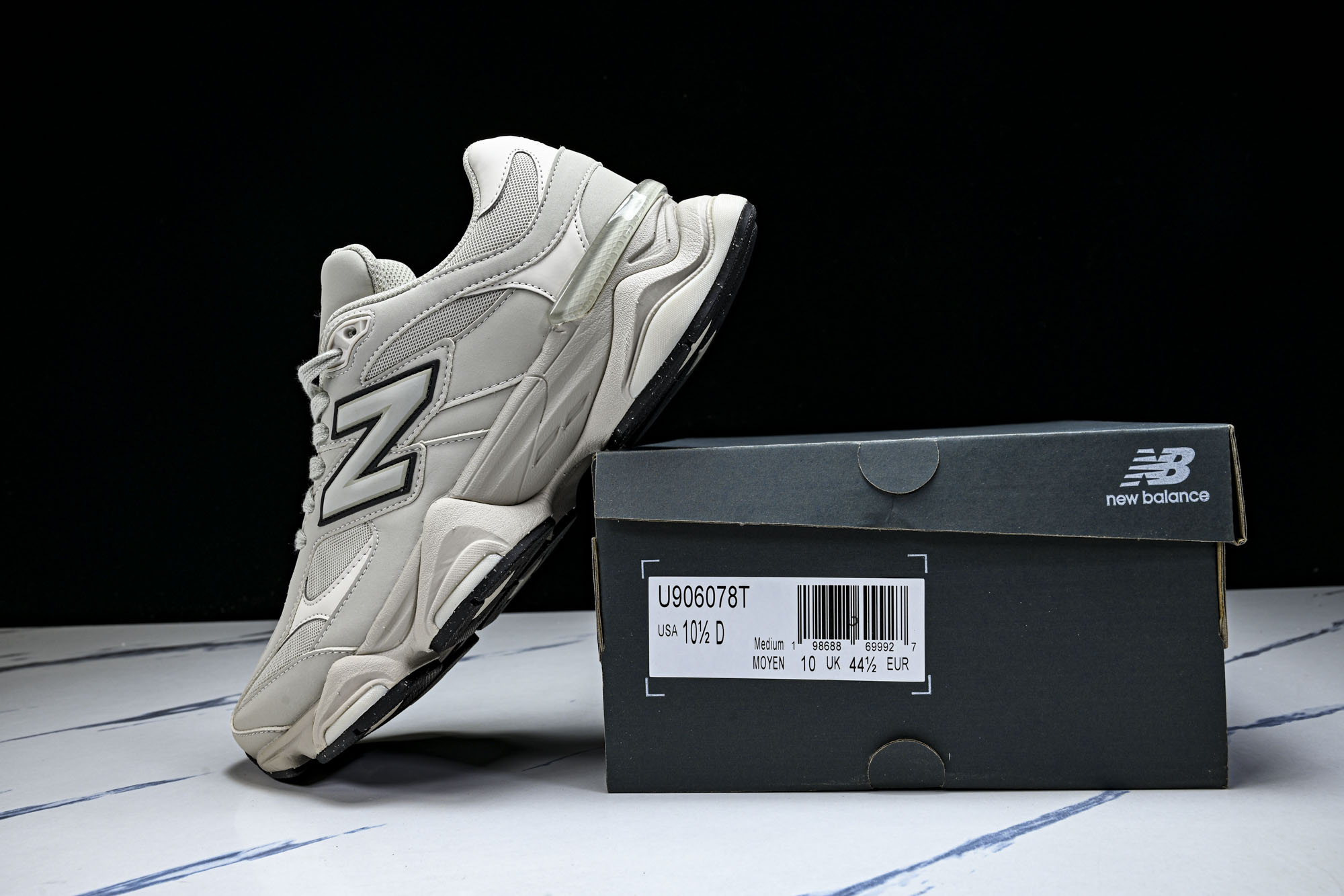 New Balance NB9060 联名款 复古休闲运动慢跑鞋 UT #YZ010#鞋款灵感源自设计师
