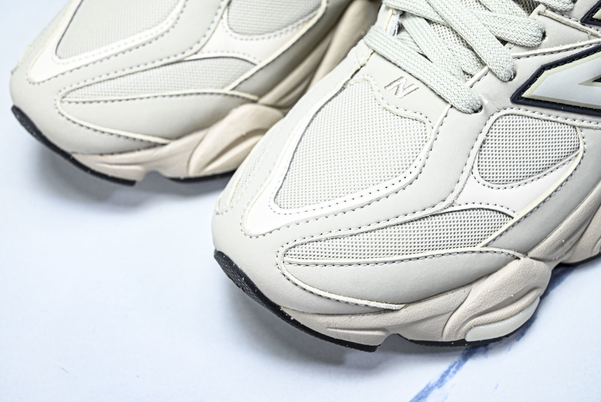 New Balance NB9060 联名款 复古休闲运动慢跑鞋 UT(2) #YZ010#鞋款灵感源自