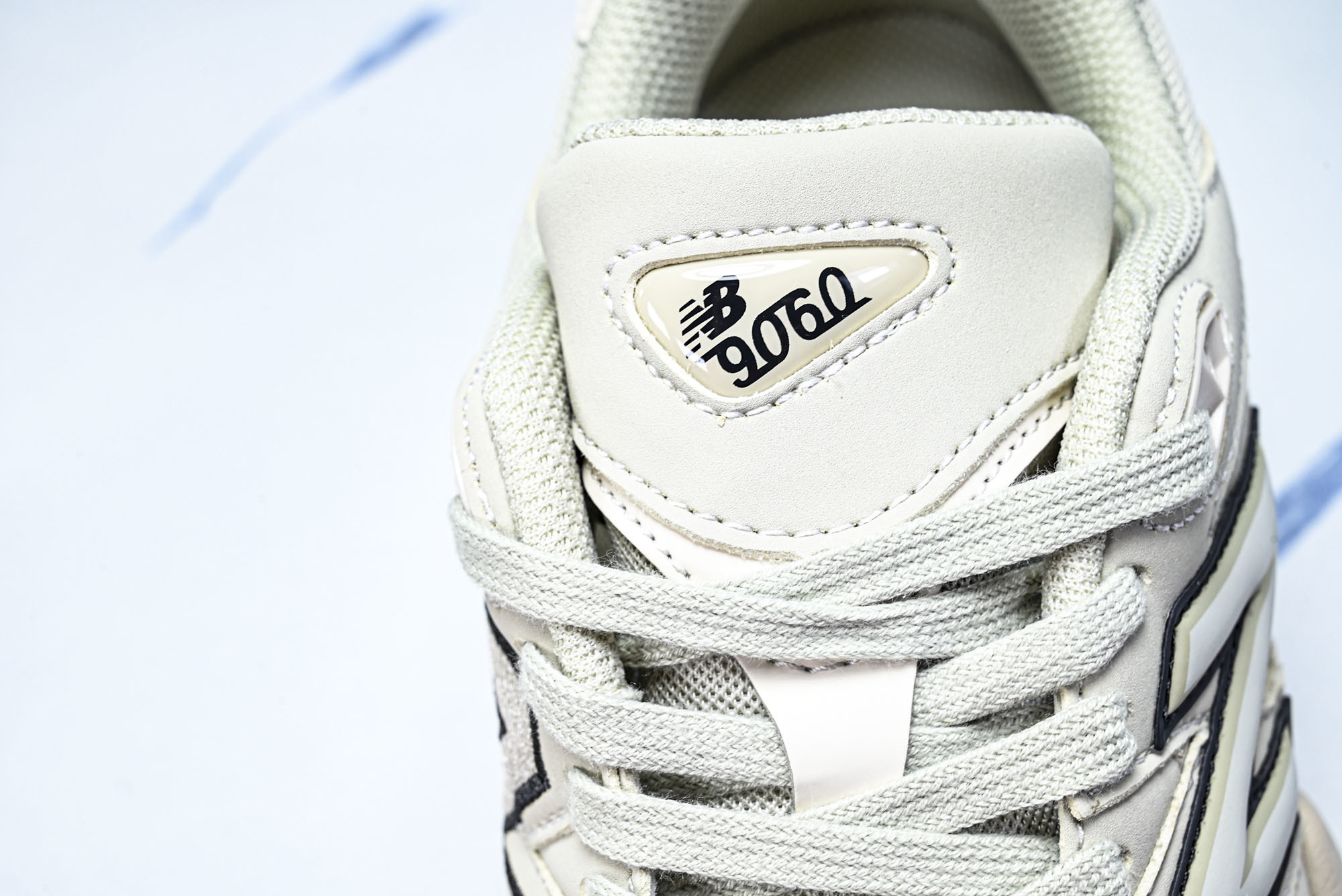 New Balance NB9060 联名款 复古休闲运动慢跑鞋 UT(2) #YZ010#鞋款灵感源自