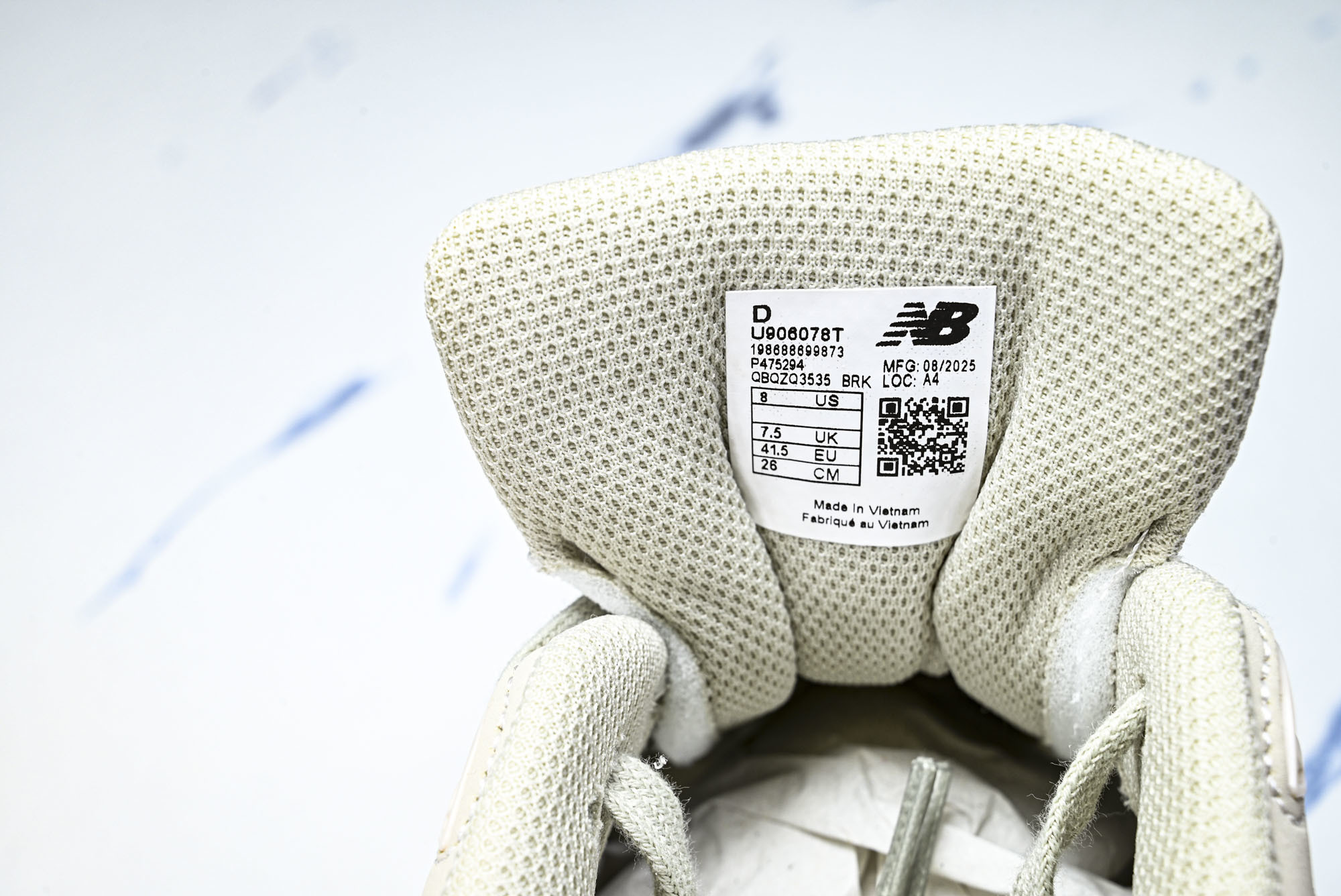 New Balance NB9060 联名款 复古休闲运动慢跑鞋 UT(2) #YZ010#鞋款灵感源自