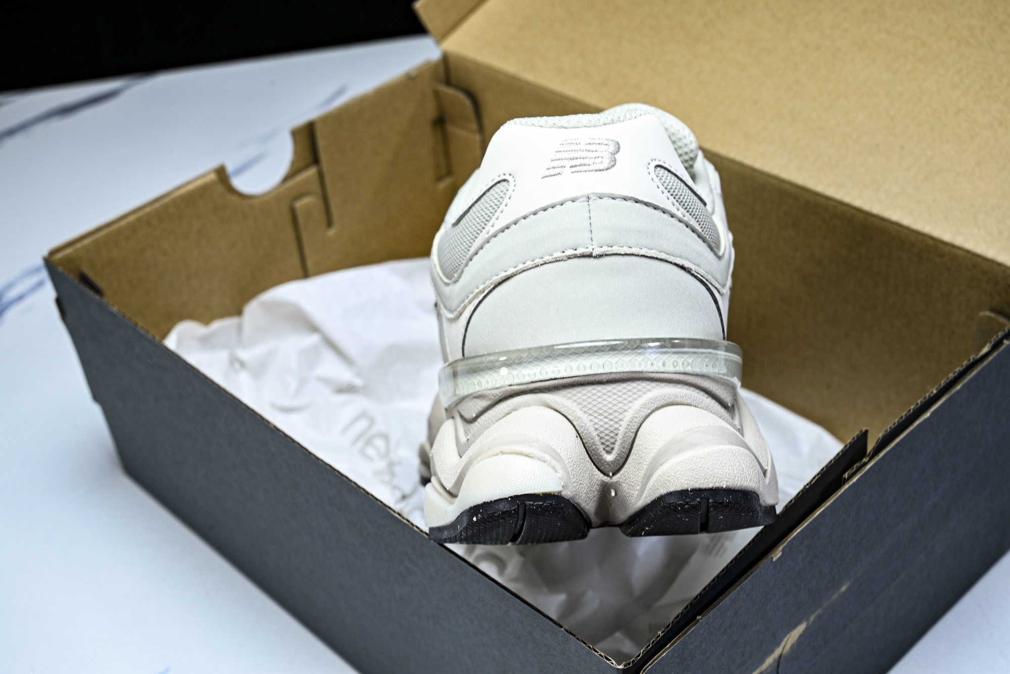 New Balance NB9060 联名款 复古休闲运动慢跑鞋 UT(2) #YZ010#鞋款灵感源自