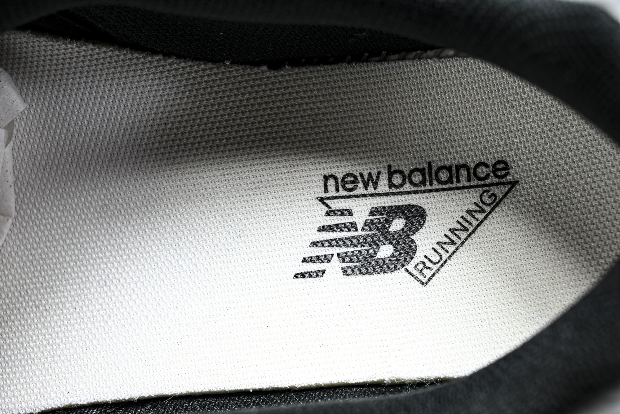 New Balance NB9060 联名款 复古休闲运动慢跑鞋 UE #YZ010#鞋款灵感源自设计师