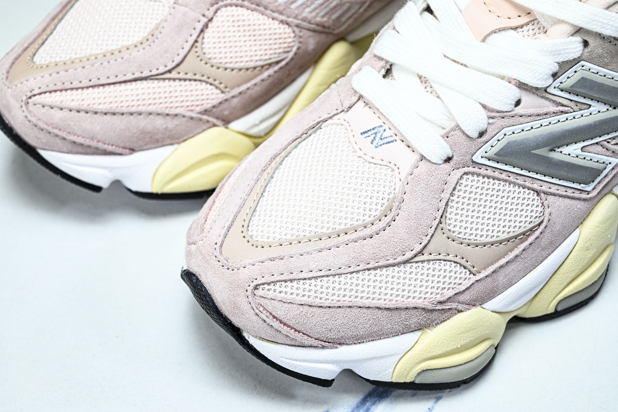New Balance NB9060 联名款 复古休闲运动慢跑鞋U906OCSP #YZ010#鞋款灵感