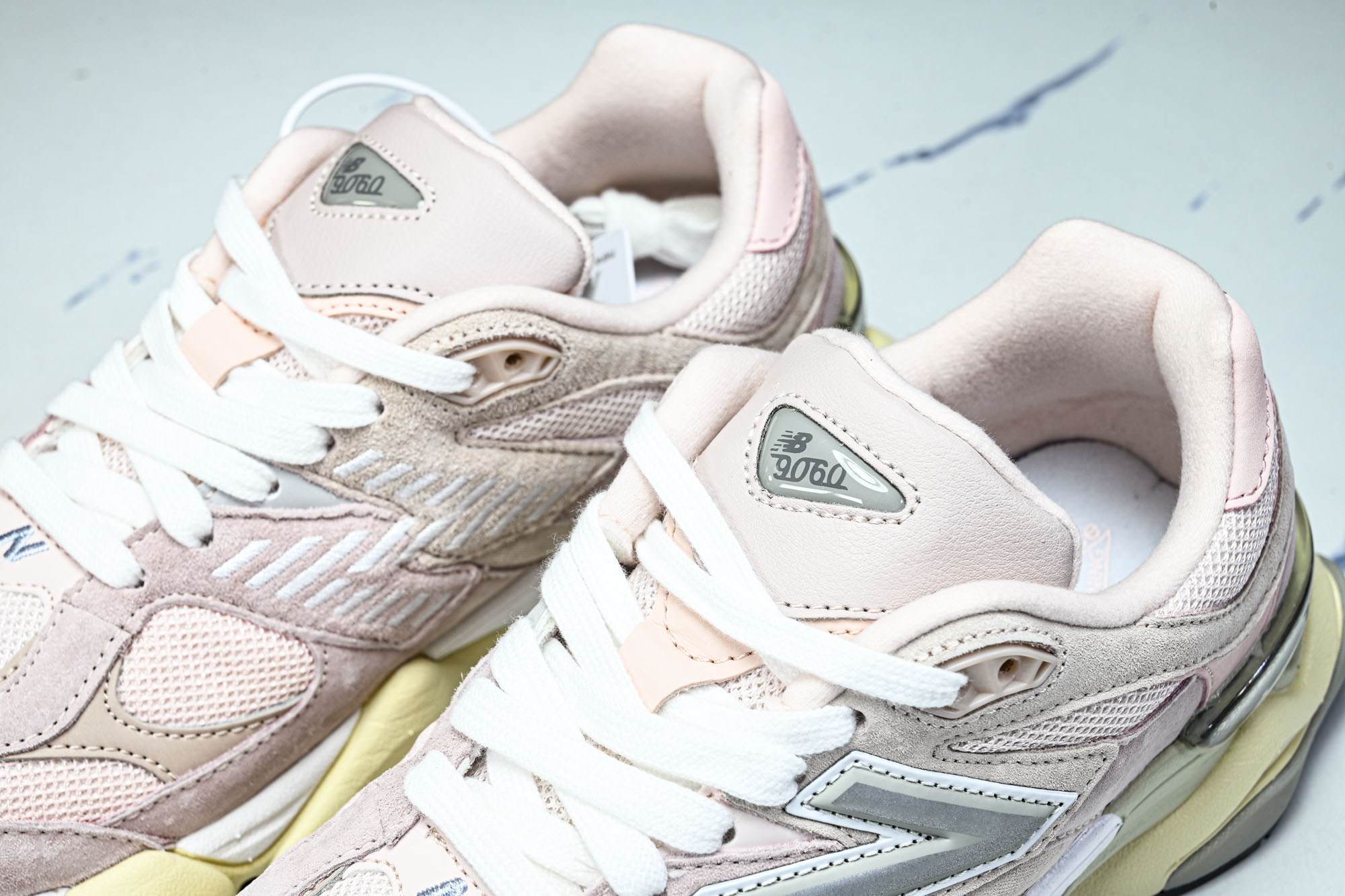 New Balance NB9060 联名款 复古休闲运动慢跑鞋U906OCSP #YZ010#鞋款灵感
