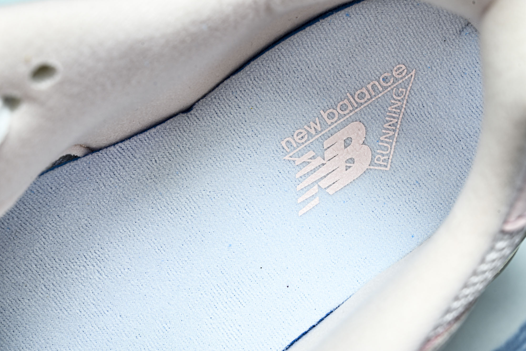 New Balance NB9060 联名款 复古休闲运动慢跑鞋U906OCSP #YZ010#鞋款灵感