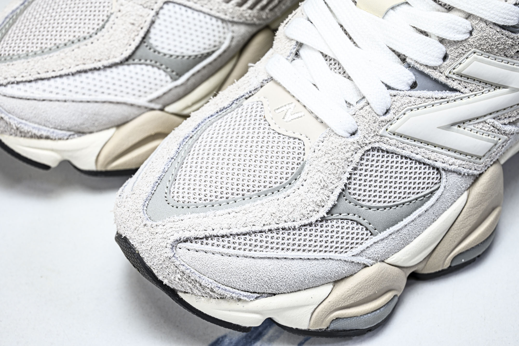 New Balance NB9060 联名款 复古休闲运动慢跑鞋U906OFGN #YZ010#鞋款灵感