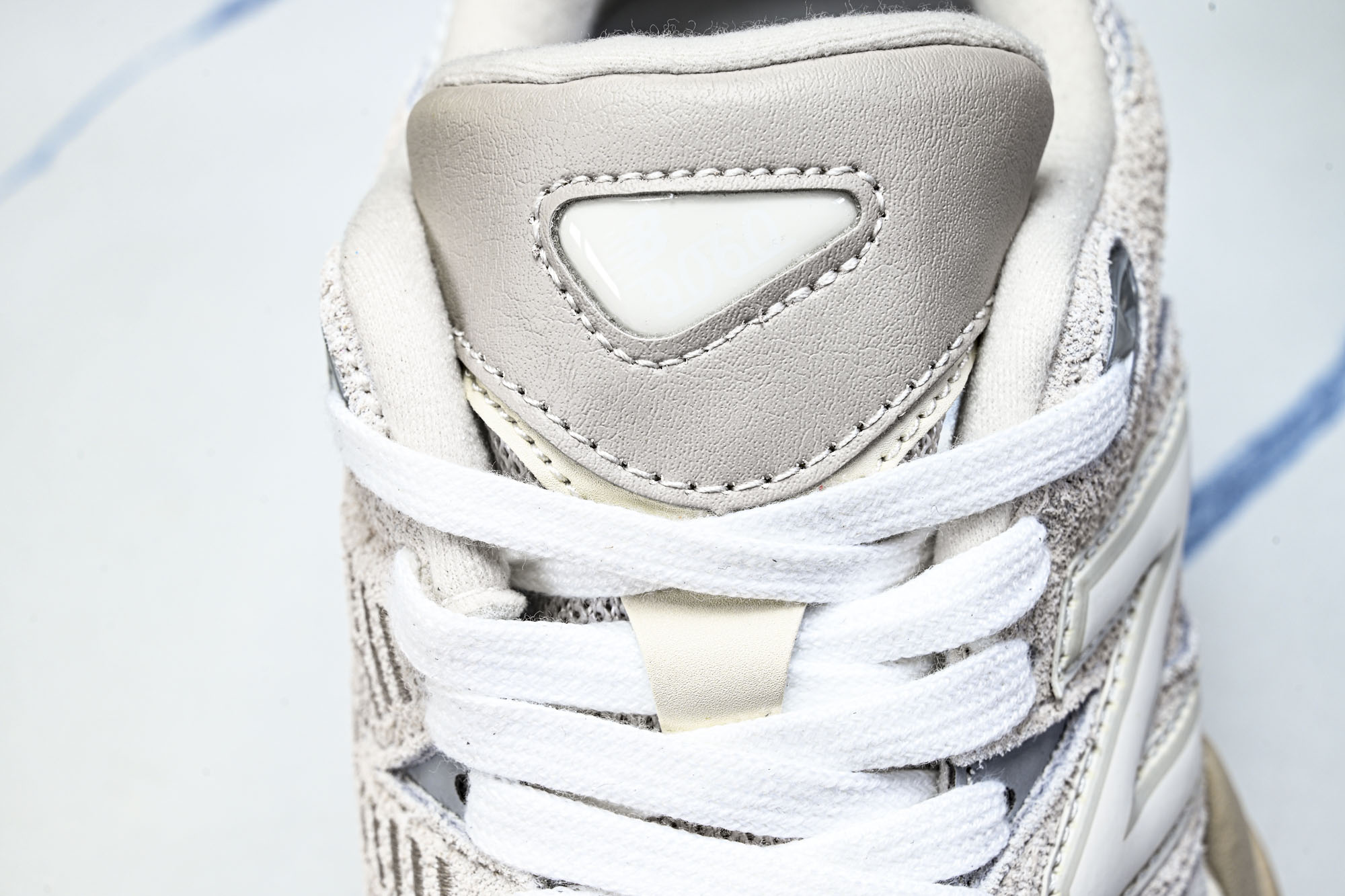 New Balance NB9060 联名款 复古休闲运动慢跑鞋U906OFGN #YZ010#鞋款灵感