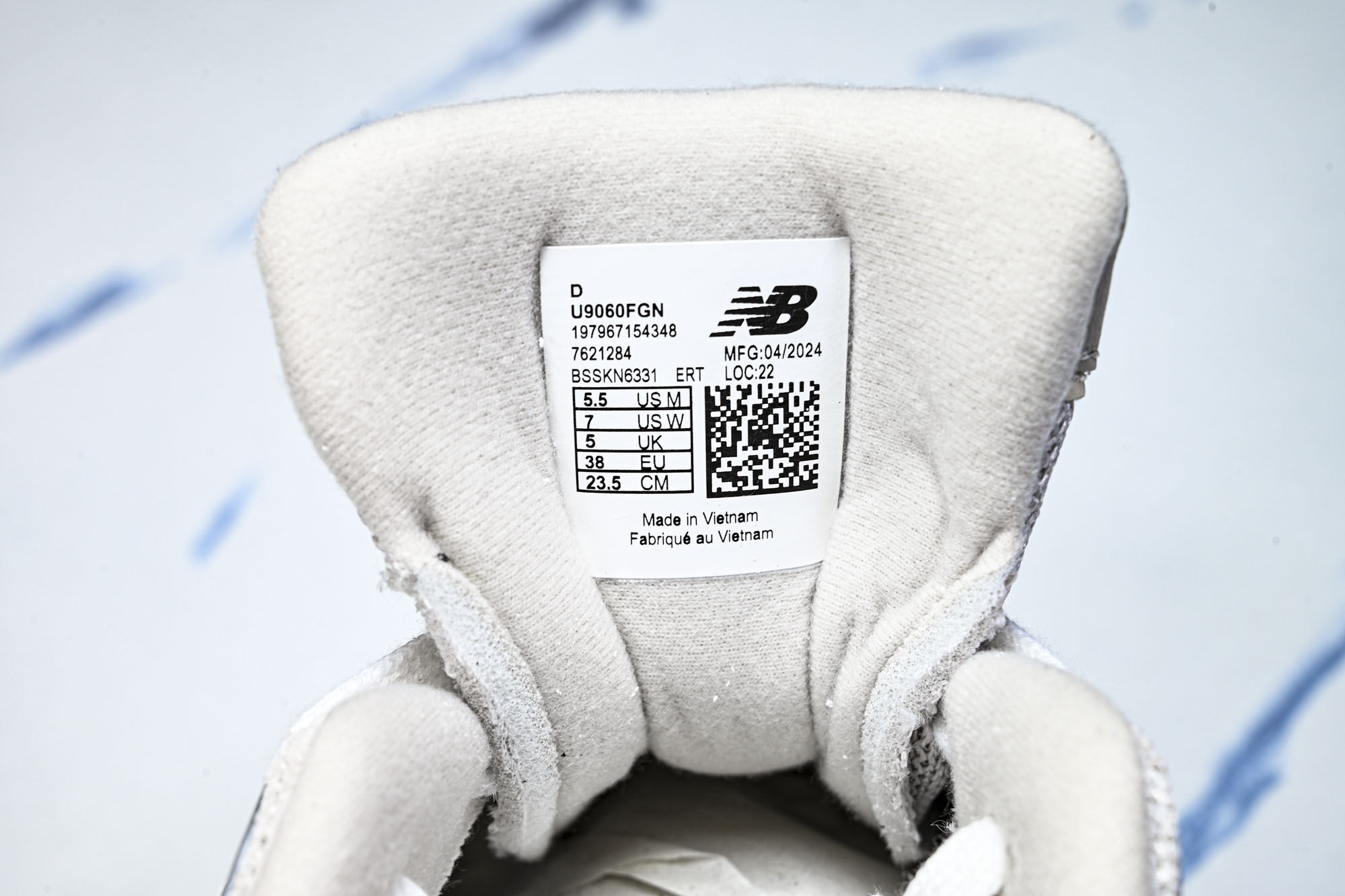 New Balance NB9060 联名款 复古休闲运动慢跑鞋U906OFGN #YZ010#鞋款灵感