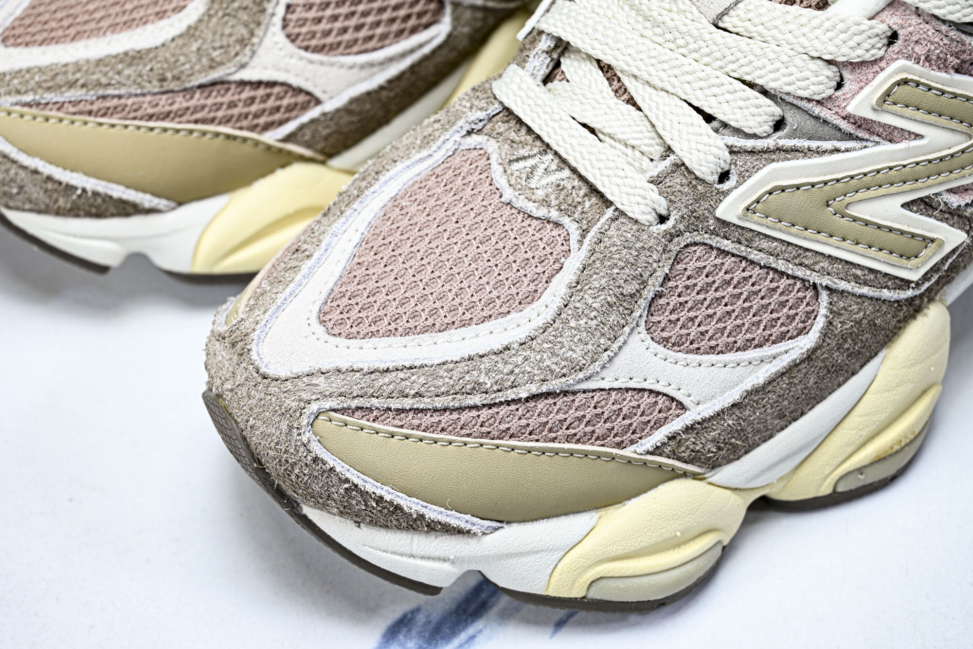 New Balance NB9060 联名款 复古休闲运动慢跑鞋U906ONTB #YZ010#鞋款灵感