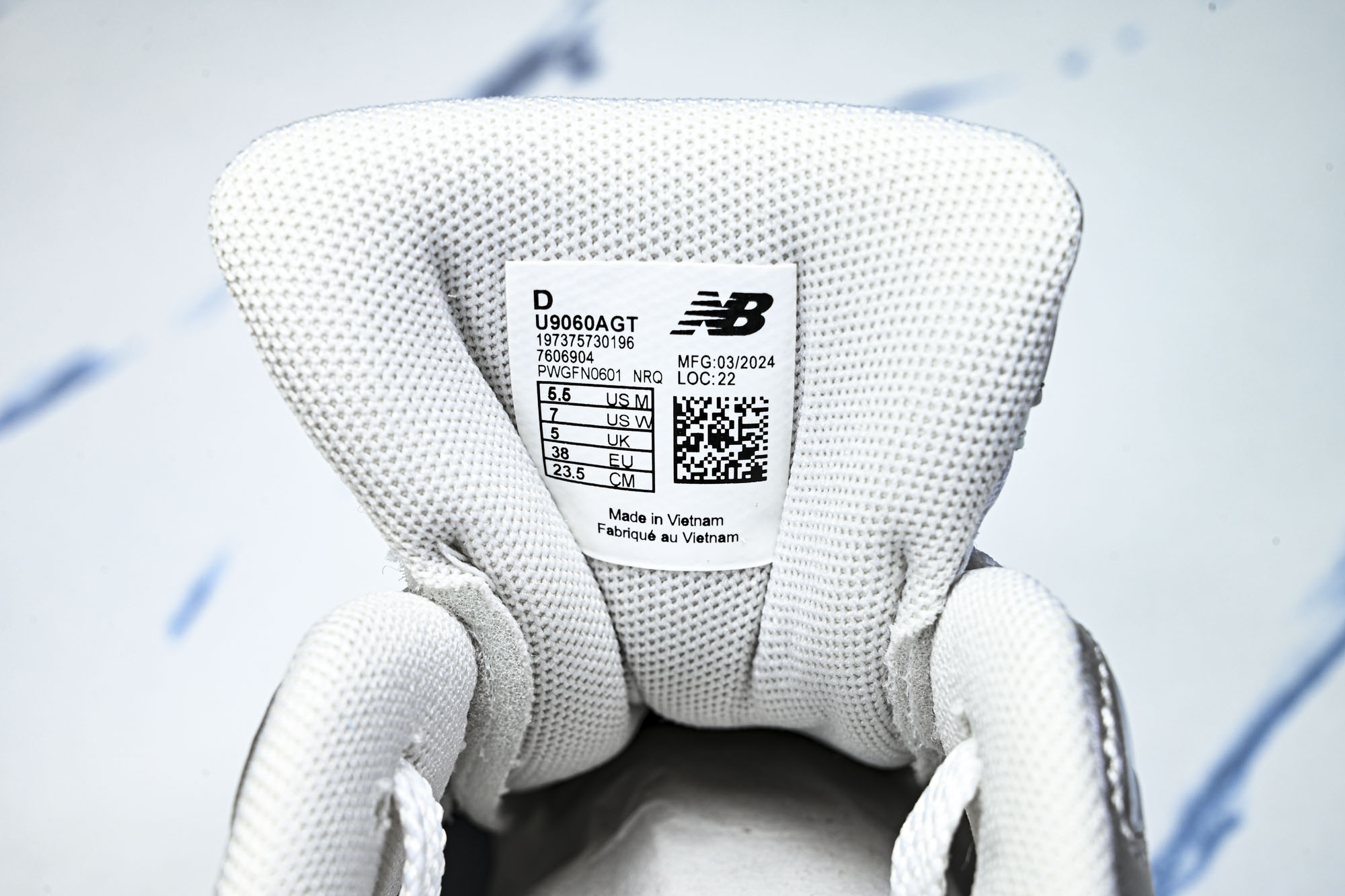 New Balance NB9060 联名款 复古休闲运动慢跑鞋U9060AGT #YZ010#鞋款灵感