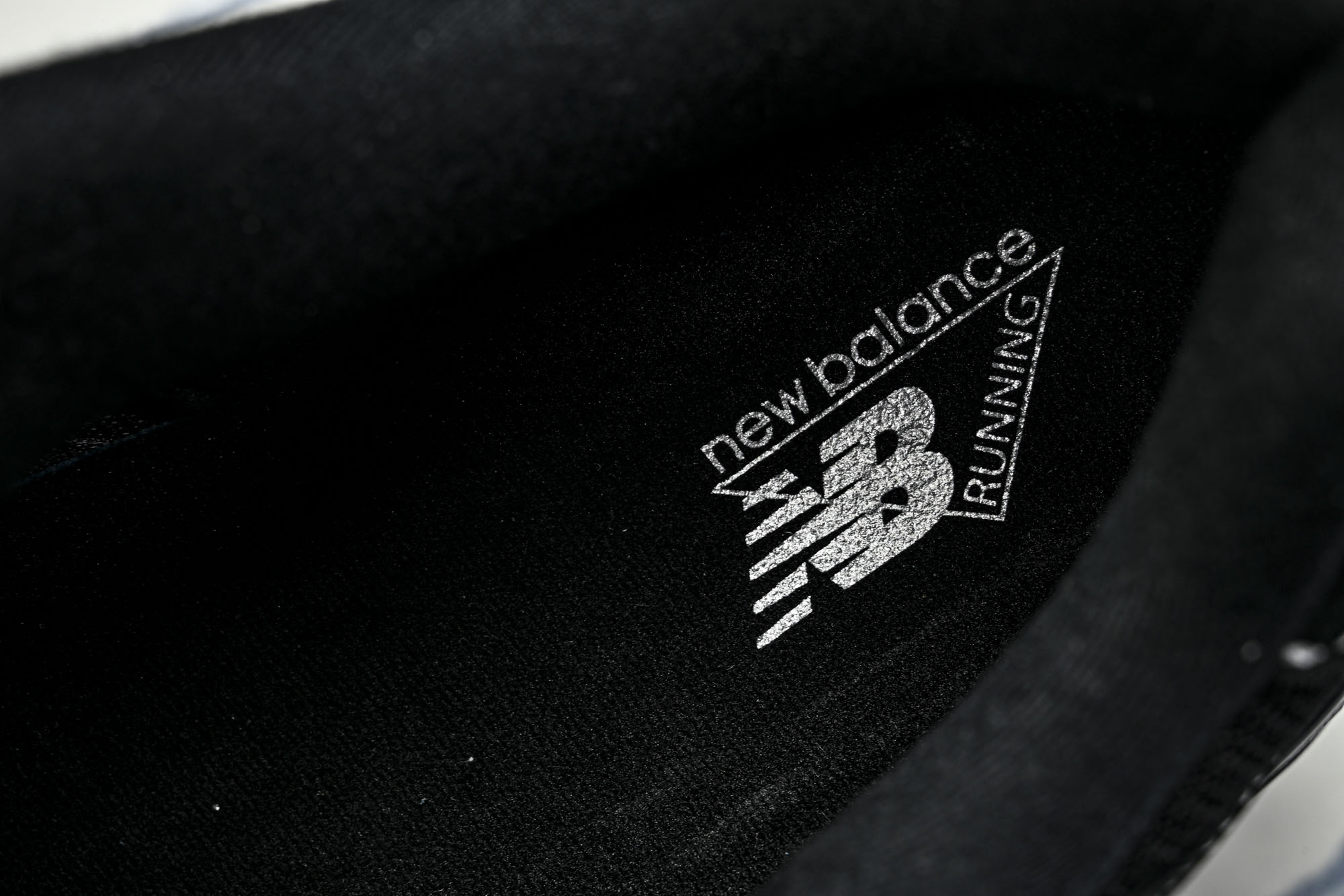 New Balance NB9060 联名款 复古休闲运动慢跑鞋U9060BB #YZ010#鞋款灵感源