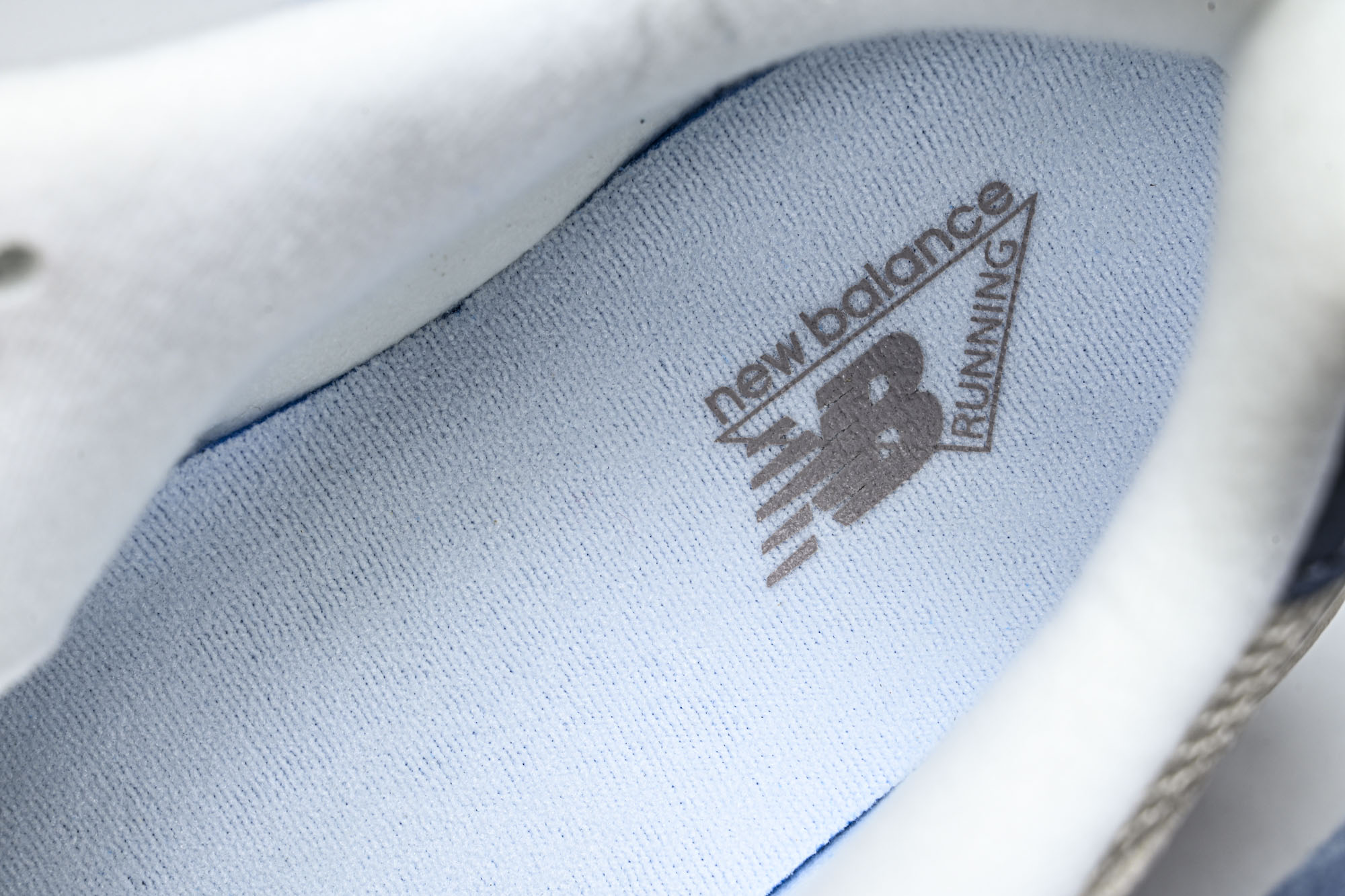 New Balance NB9060 联名款 复古休闲运动慢跑鞋U9060EEB #YZ010#鞋款灵感