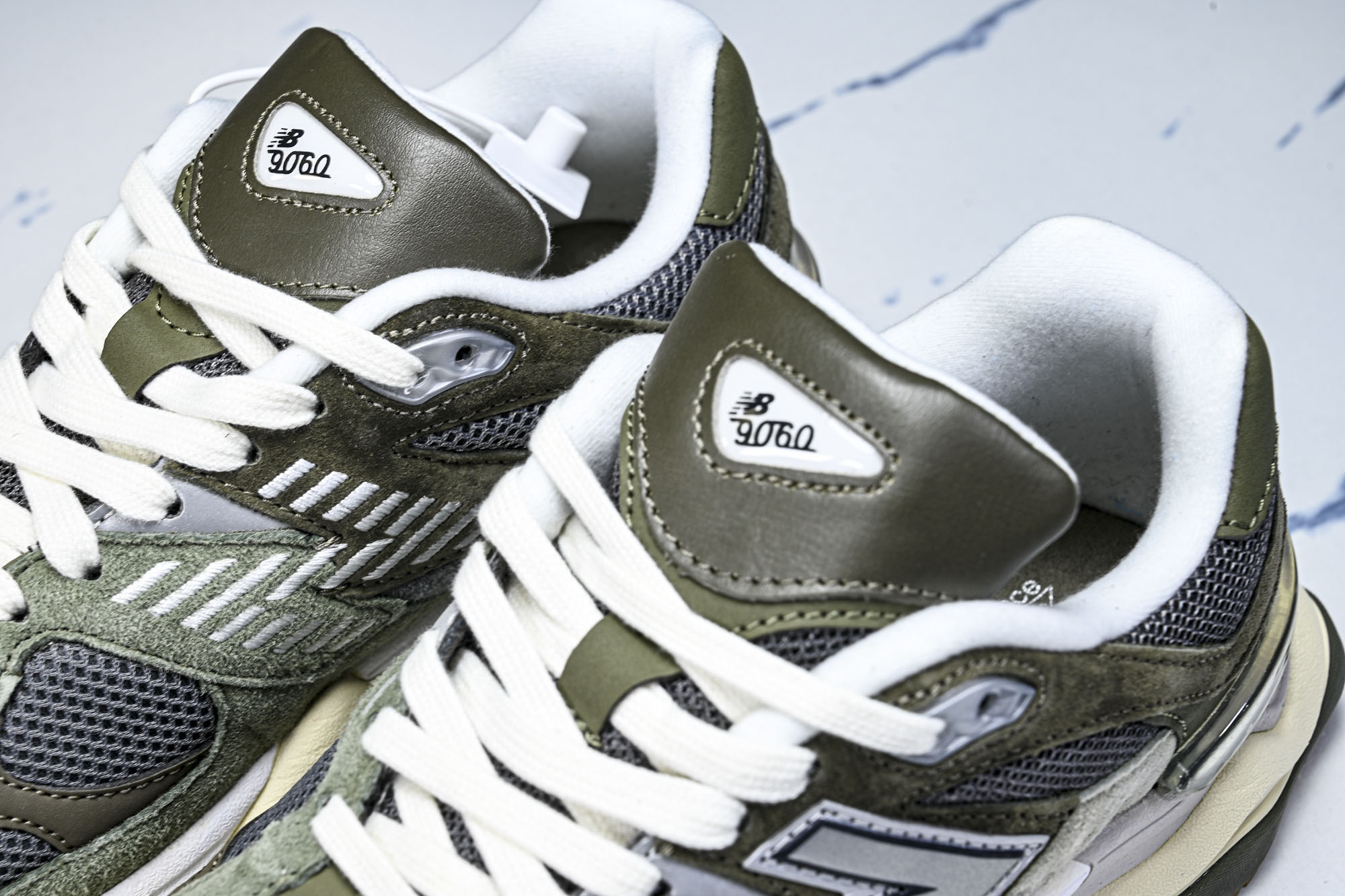 New Balance NB9060 联名款 复古休闲运动慢跑鞋U9060F0C #YZ010#鞋款灵感