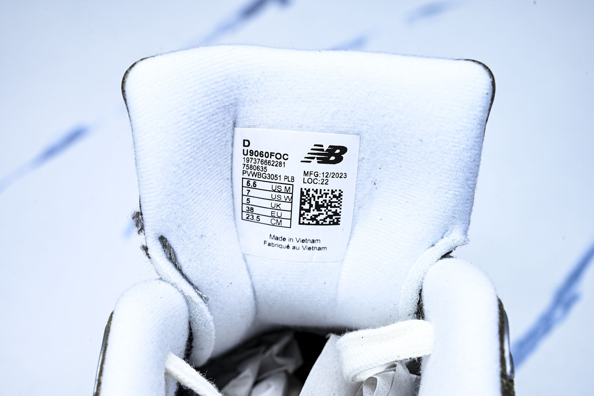 New Balance NB9060 联名款 复古休闲运动慢跑鞋U9060F0C #YZ010#鞋款灵感