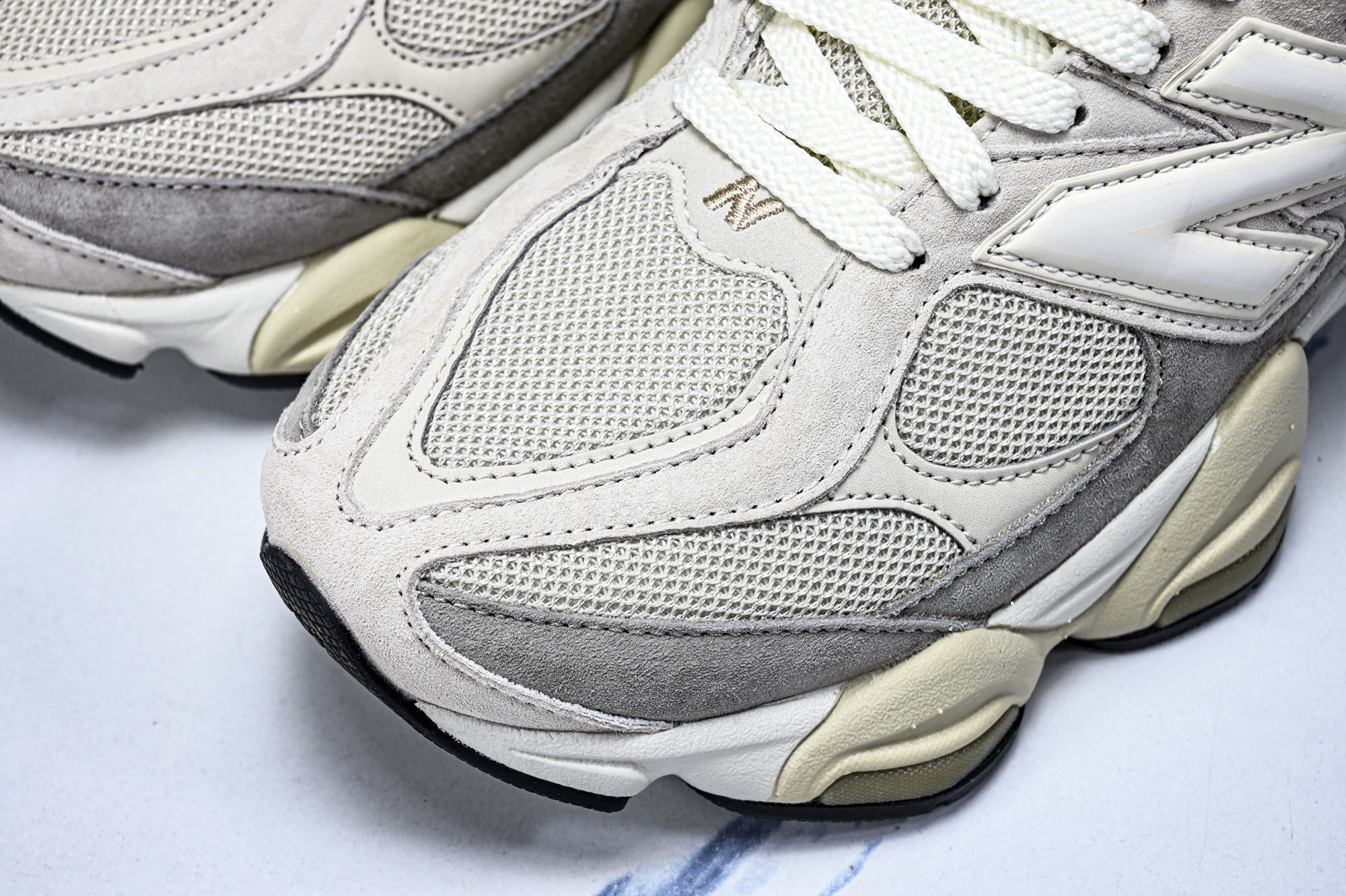 New Balance NB9060 联名款 复古休闲运动慢跑鞋U9060JBC #YZ010#鞋款灵感