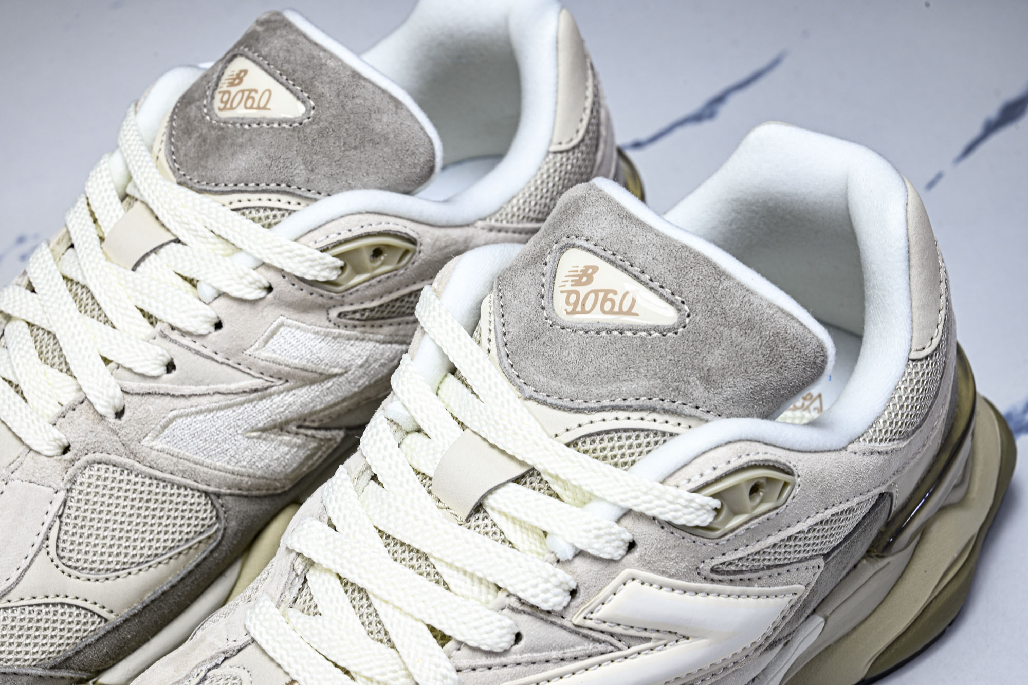 New Balance NB9060 联名款 复古休闲运动慢跑鞋U9060JBC #YZ010#鞋款灵感