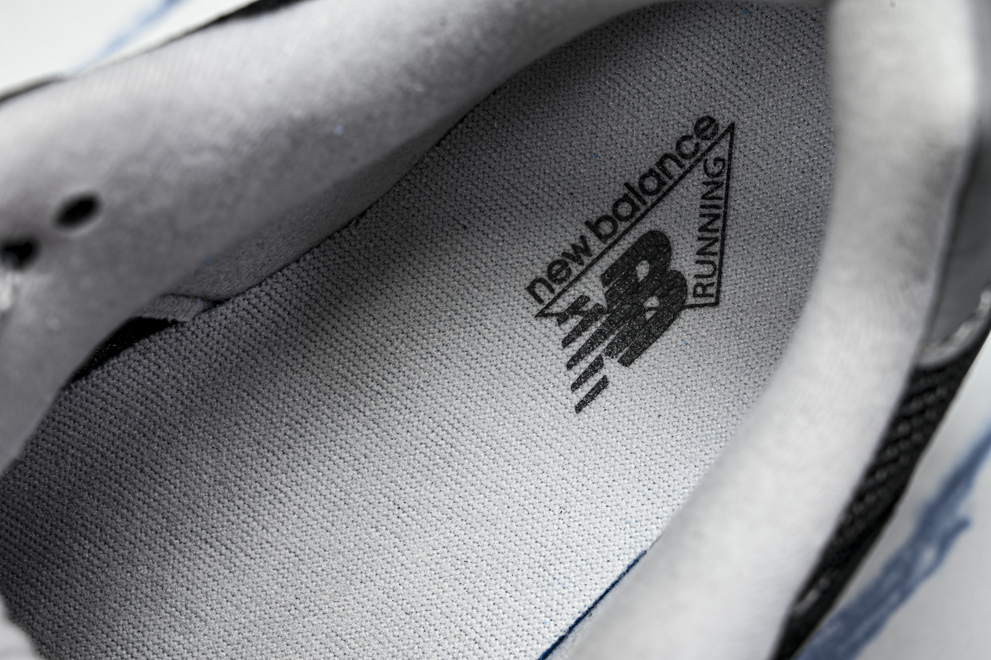 New Balance NB9060 联名款 复古休闲运动慢跑鞋U9060JBD #YZ010#鞋款灵感